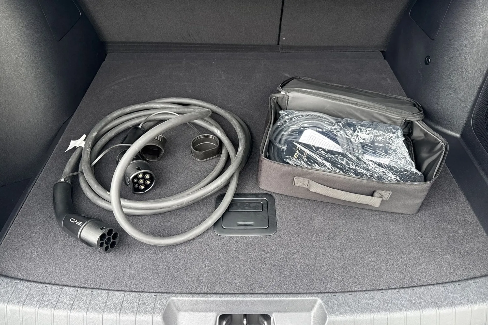 BYD SEAL U thumbnail image number 32
