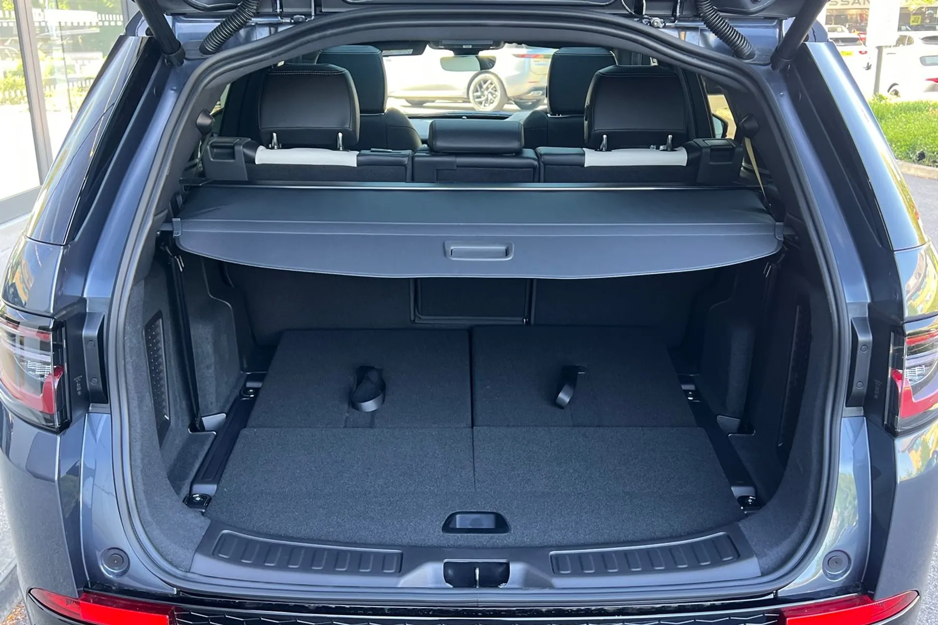 LAND ROVER DISCOVERY SPORT thumbnail image number 32