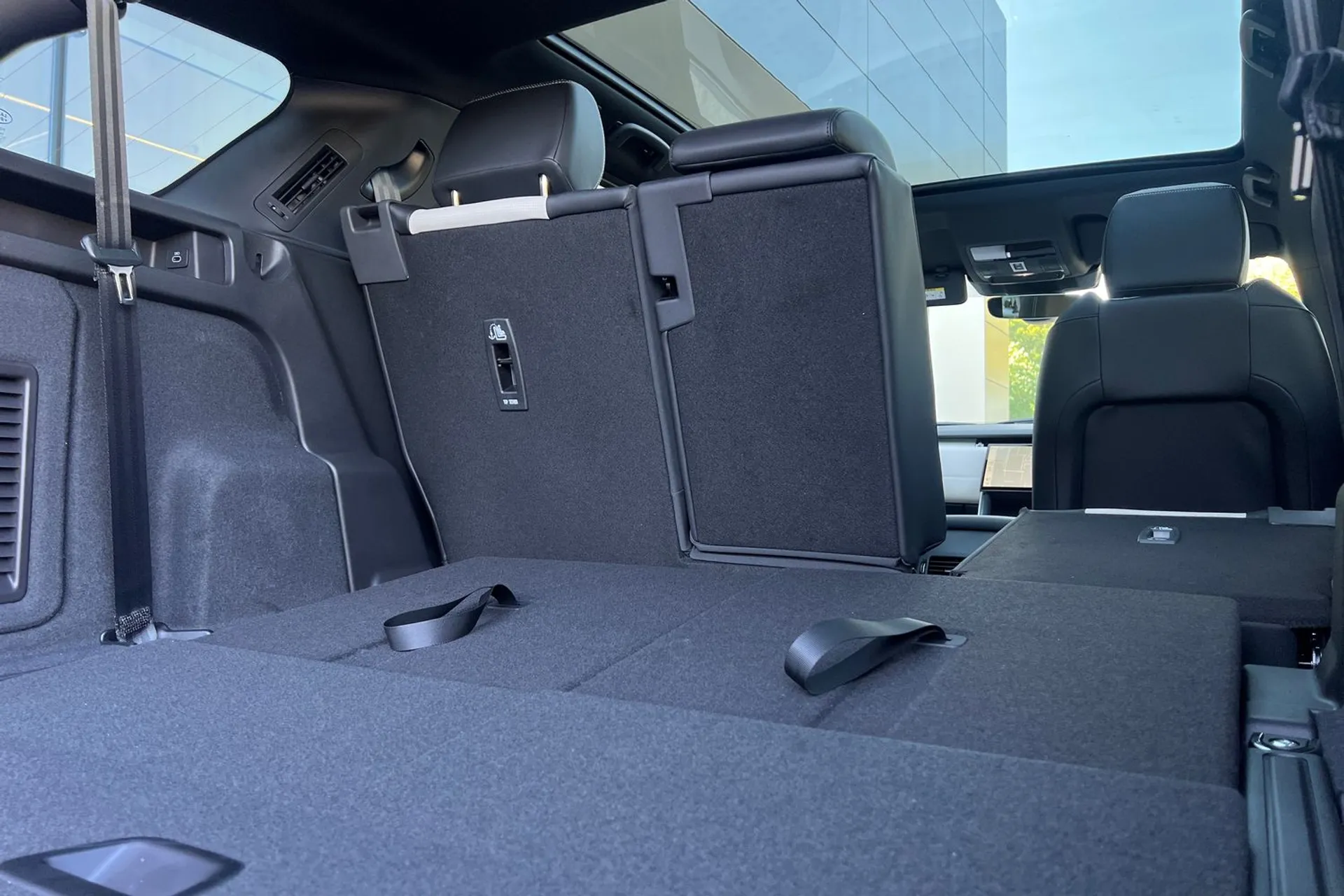 LAND ROVER DISCOVERY SPORT thumbnail image number 36