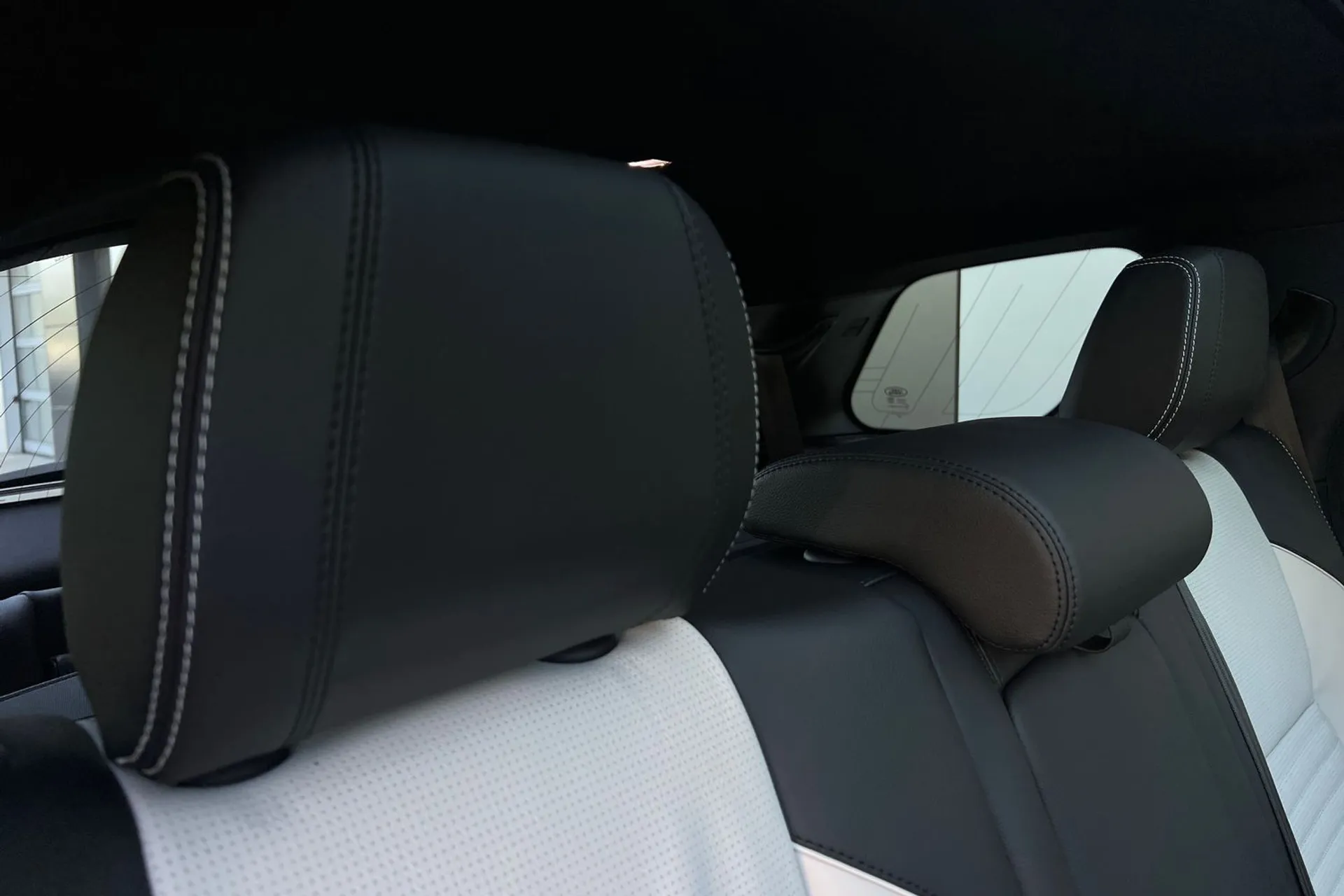 LAND ROVER DISCOVERY SPORT thumbnail image number 37