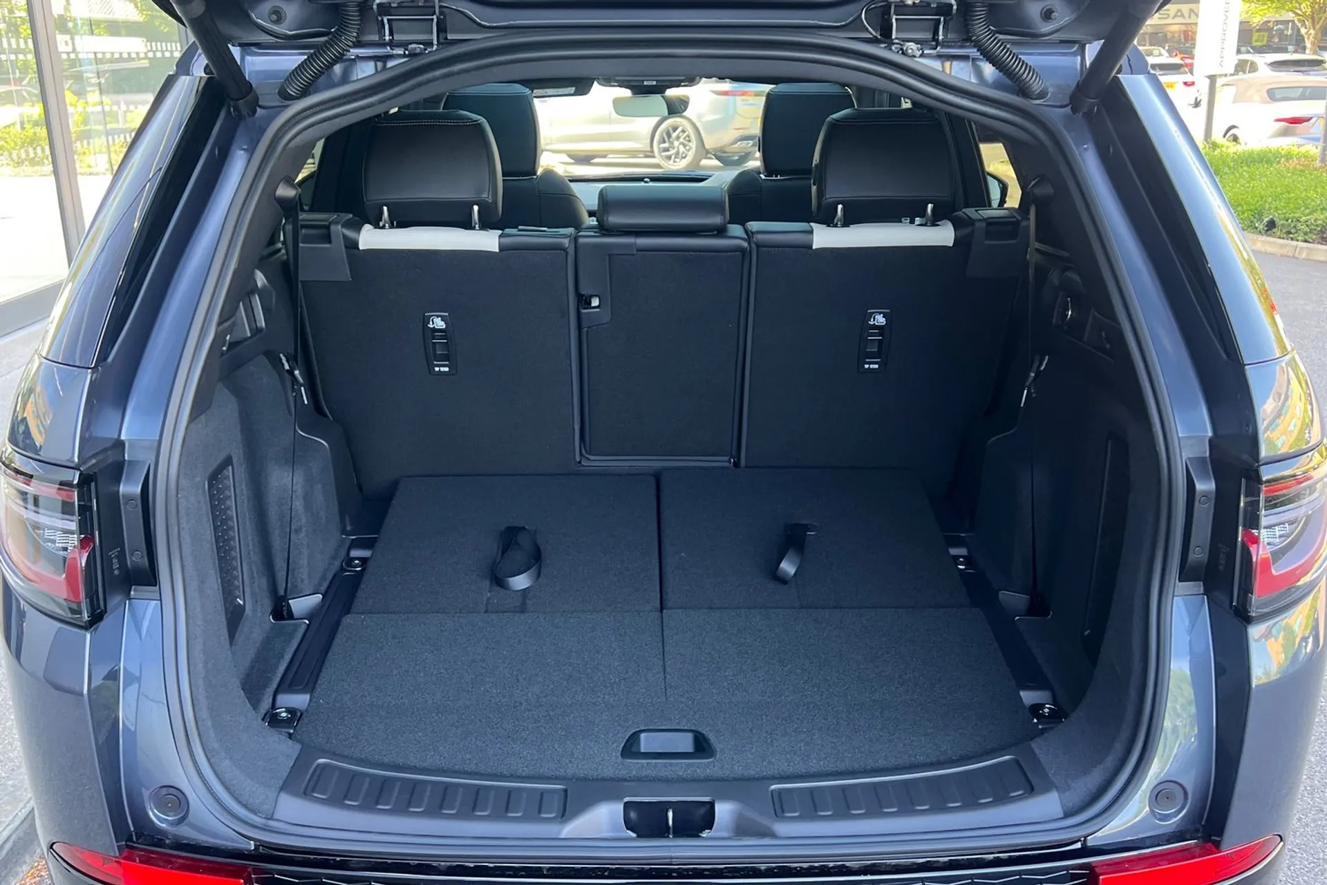 LAND ROVER DISCOVERY SPORT thumbnail image number 33