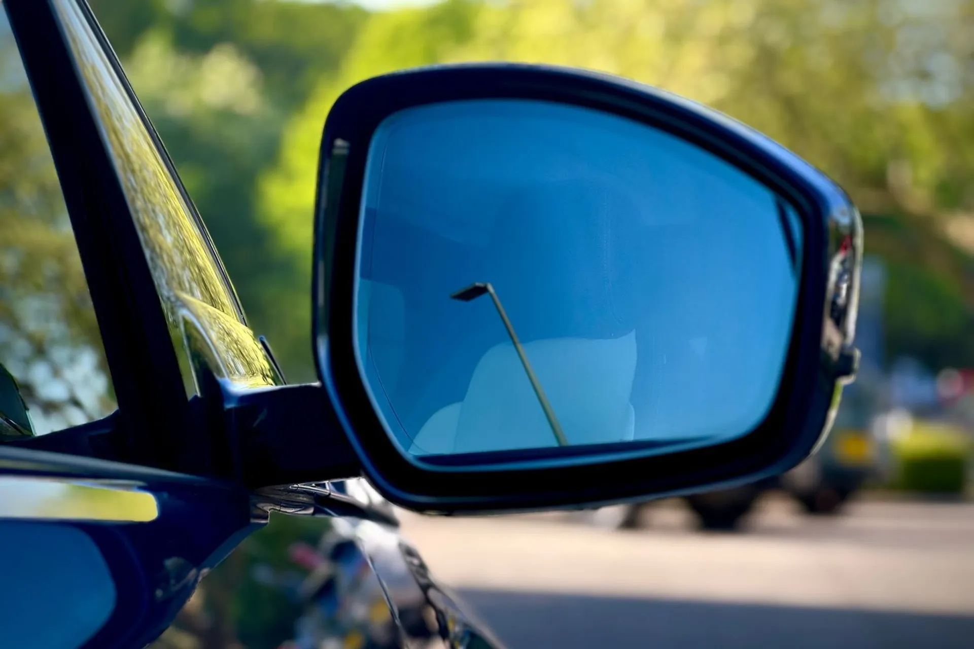 LAND ROVER DISCOVERY SPORT thumbnail image number 10