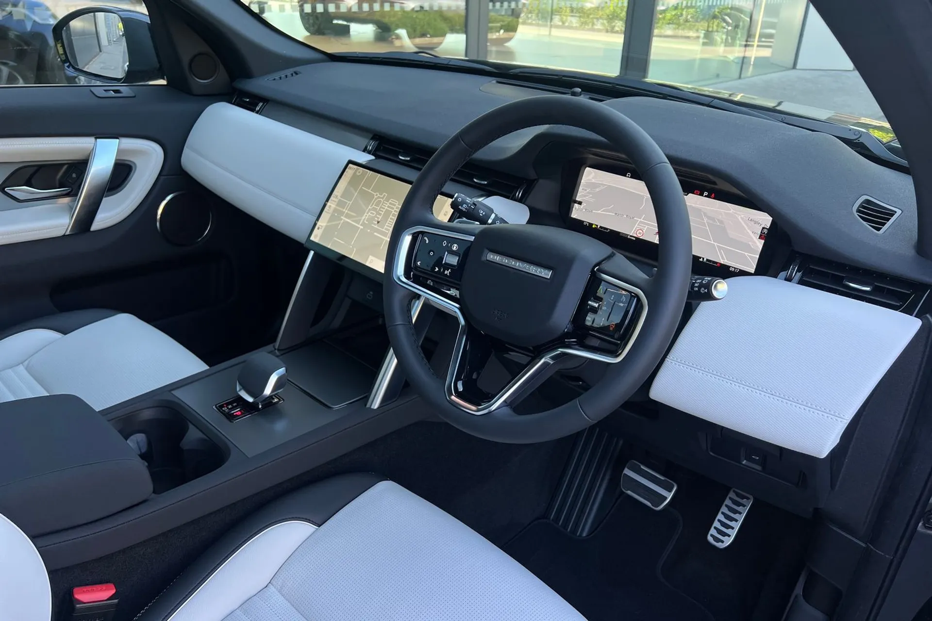 LAND ROVER DISCOVERY SPORT thumbnail image number 46