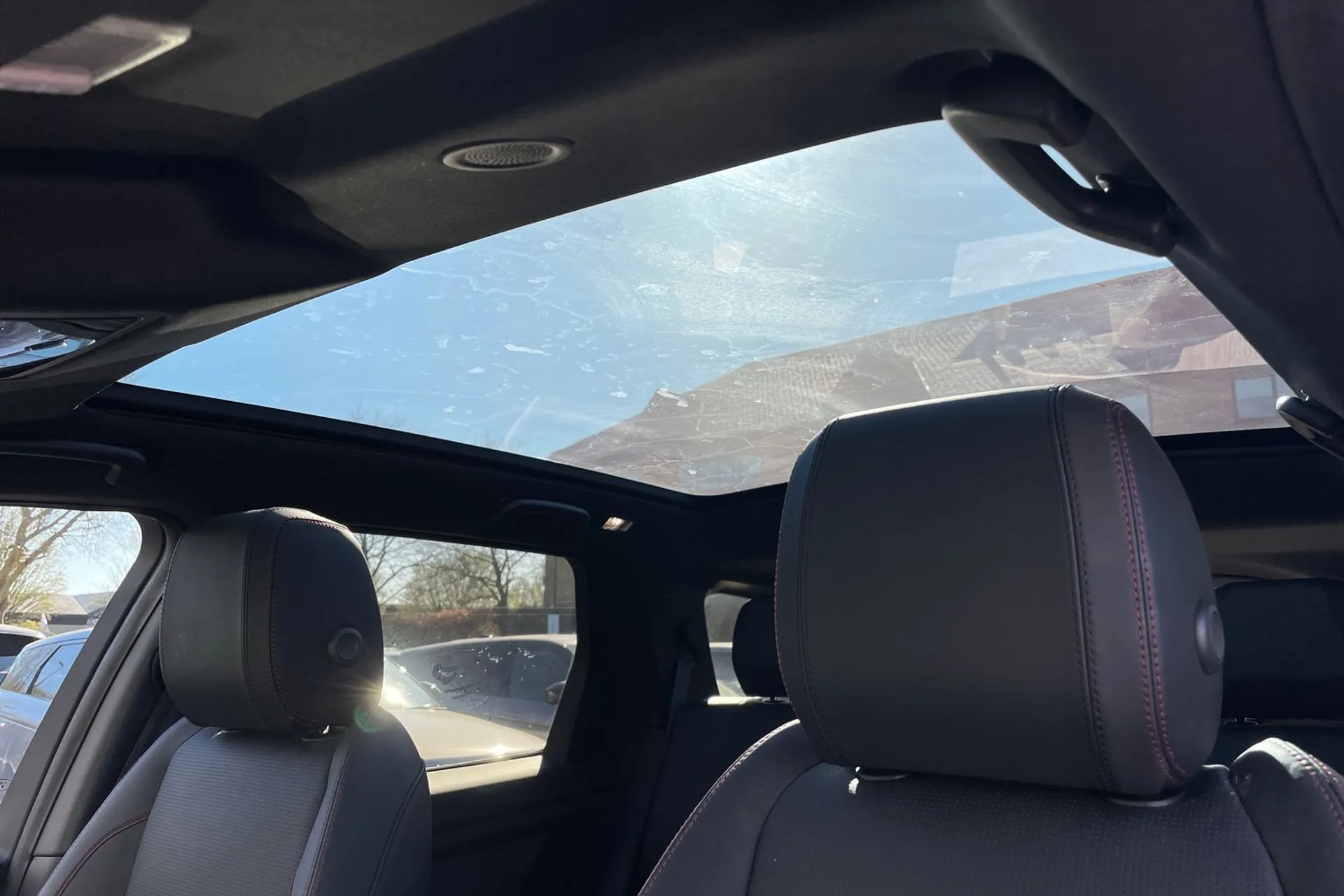 LAND ROVER DISCOVERY SPORT thumbnail image number 4