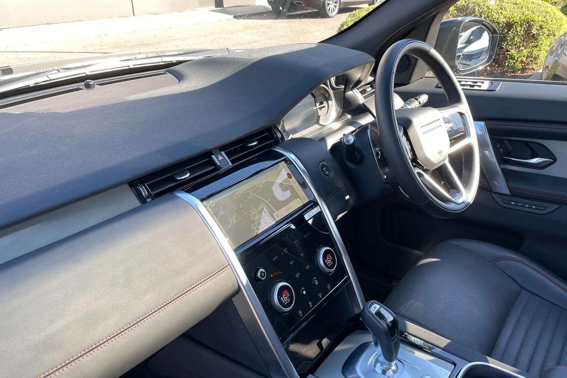 LAND ROVER DISCOVERY SPORT thumbnail image number 35