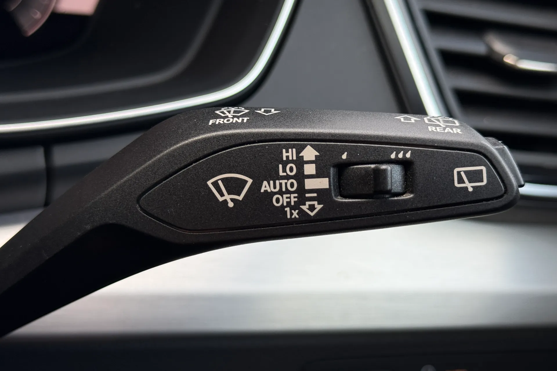 Audi Q5 thumbnail image number 20