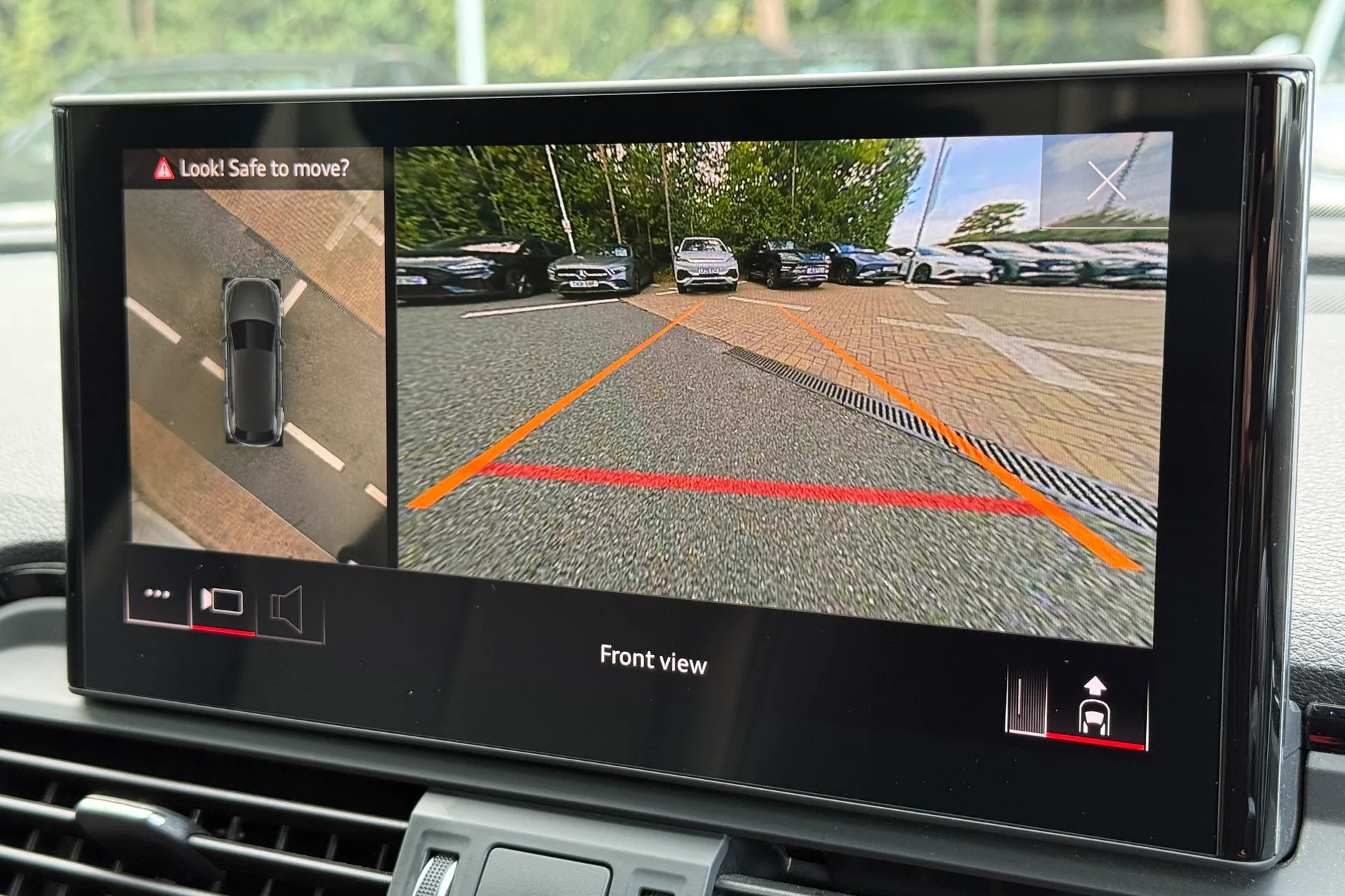 Audi Q5 thumbnail image number 4