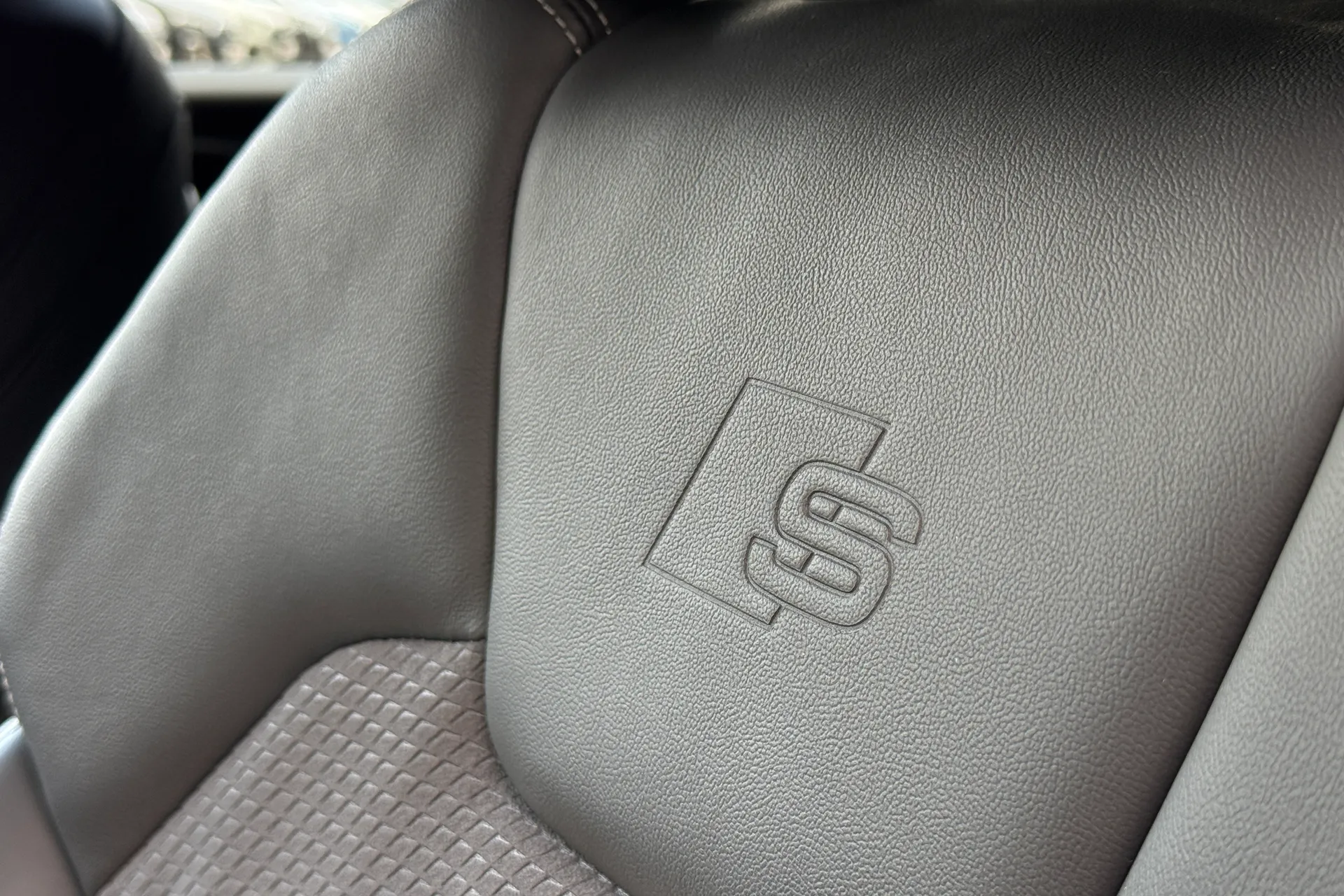 Audi Q5 thumbnail image number 60