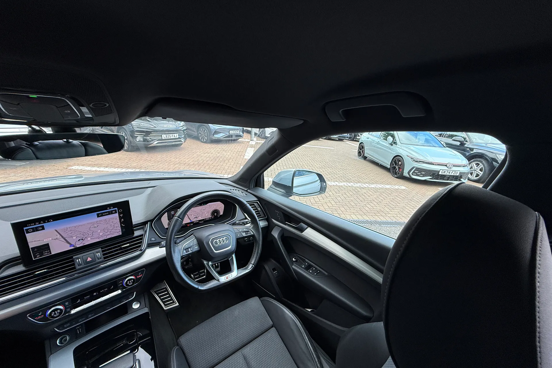 Audi Q5 thumbnail image number 45