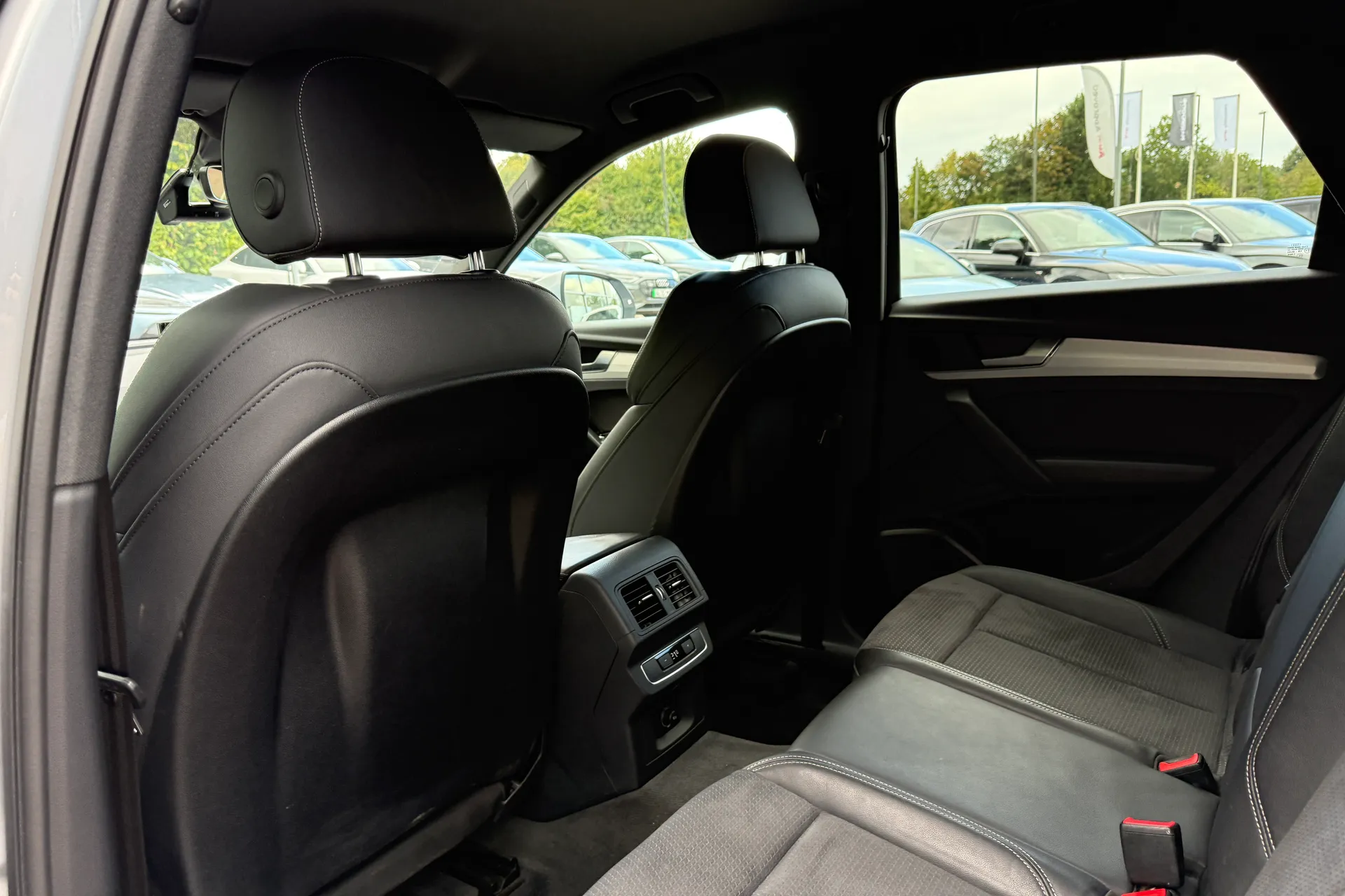 Audi Q5 thumbnail image number 57