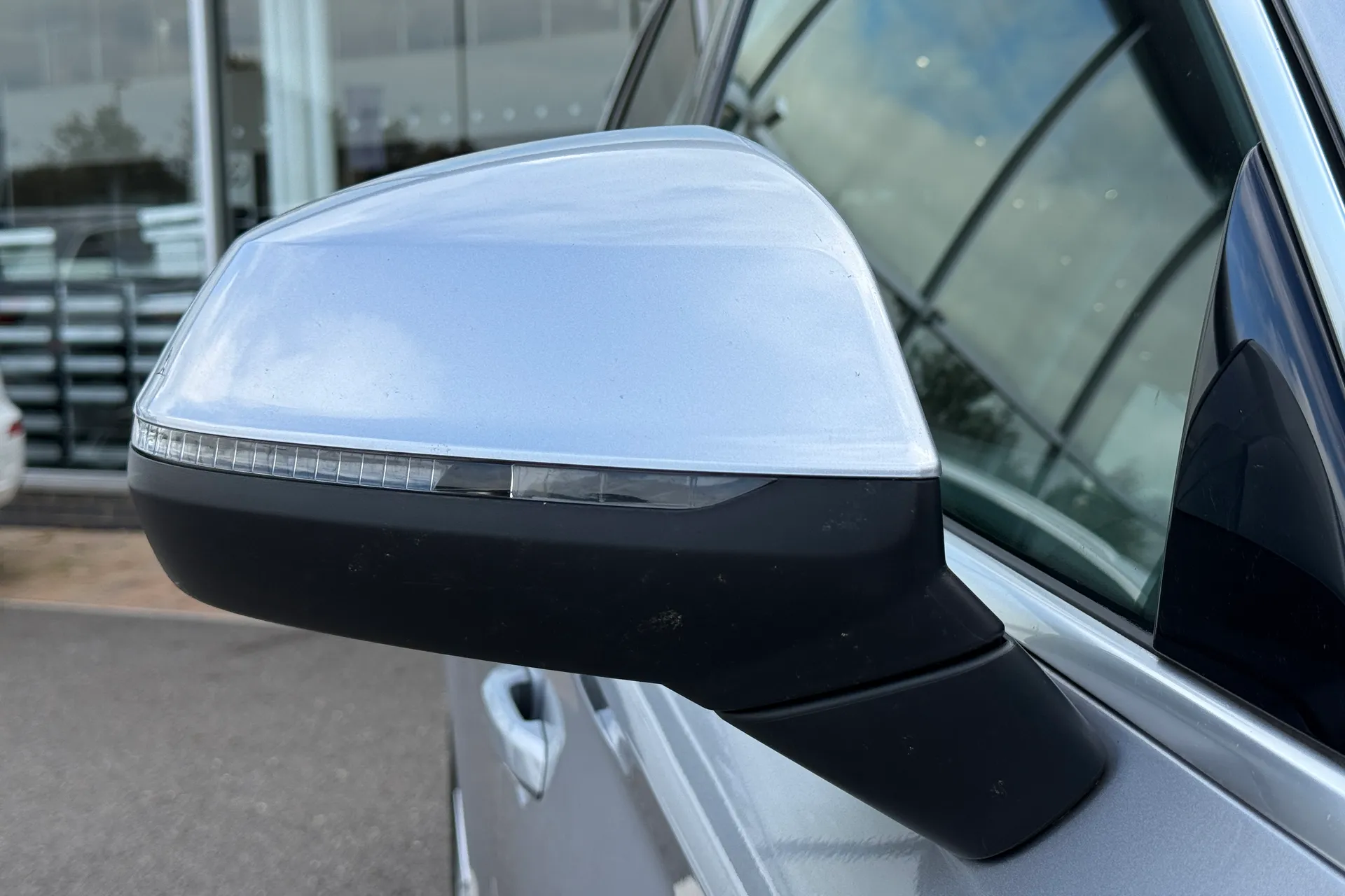 Audi Q5 thumbnail image number 8