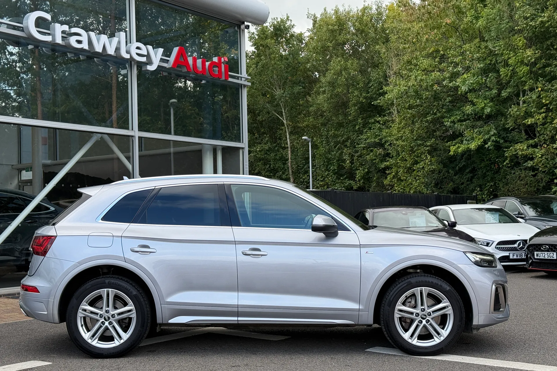 Audi Q5 thumbnail image number 2