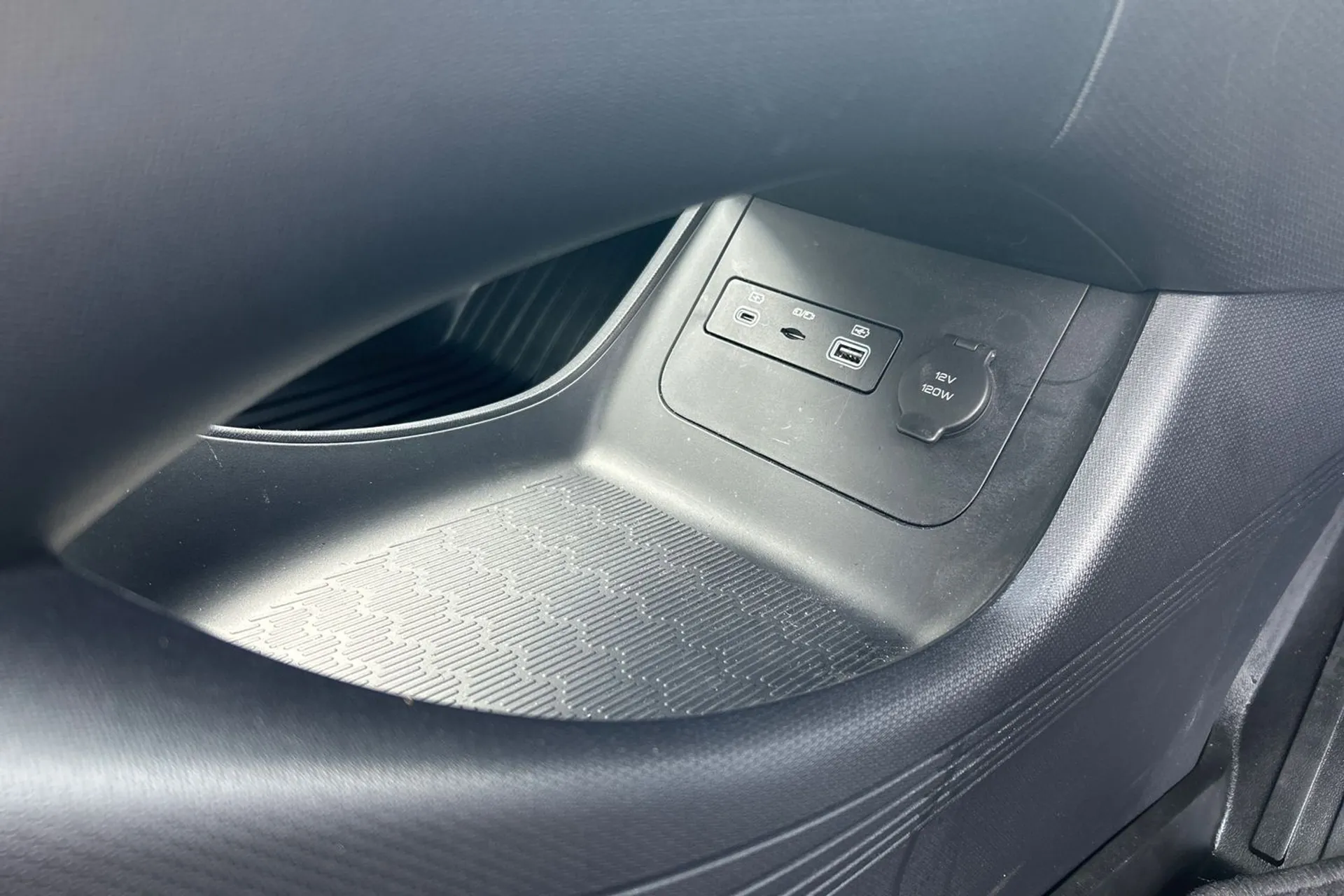 BYD ATTO 3 thumbnail image number 49