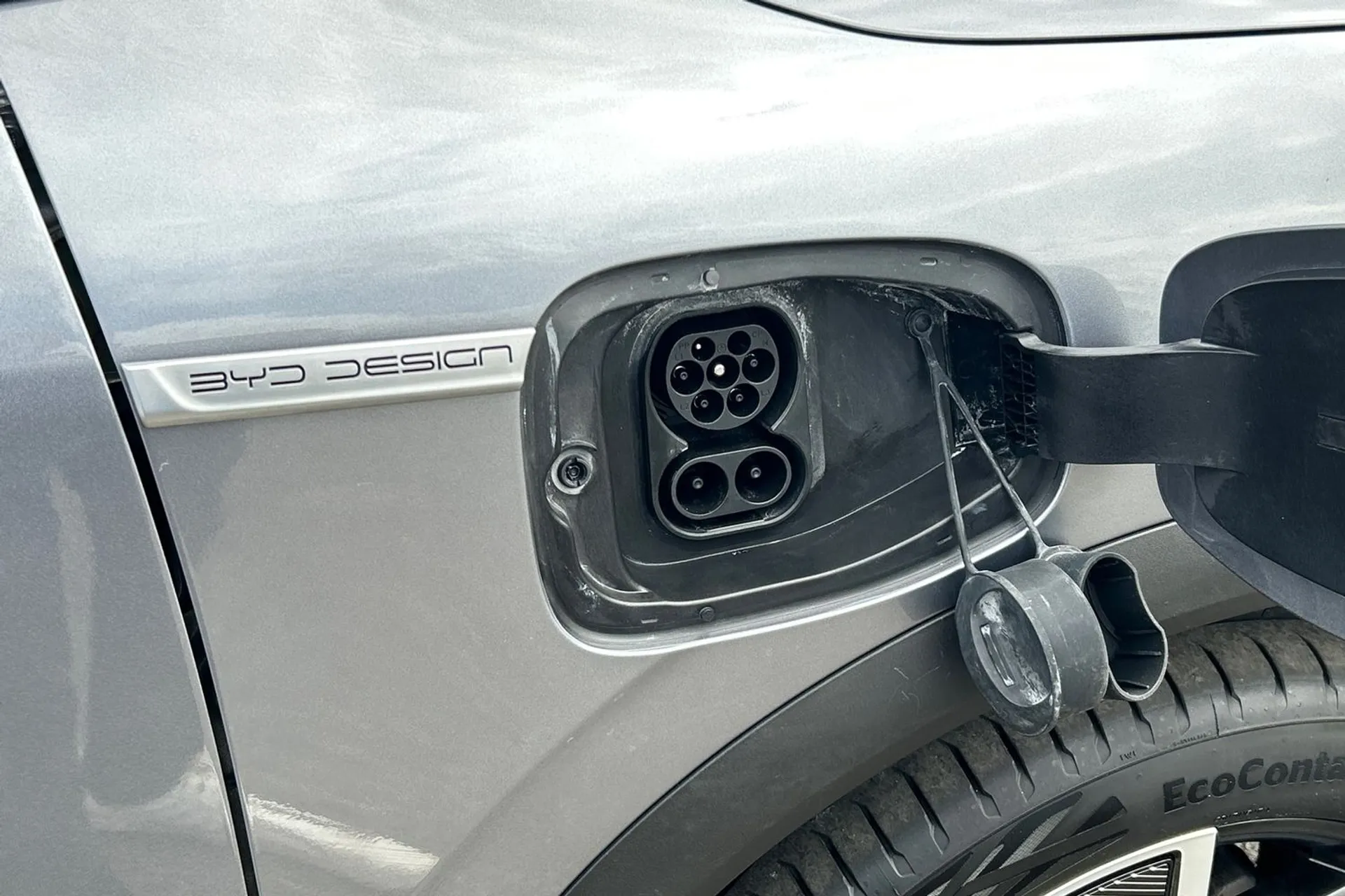BYD ATTO 3 thumbnail image number 32
