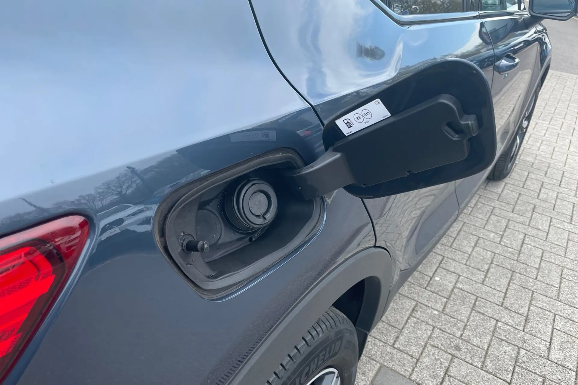 Volvo XC40 thumbnail image number 18