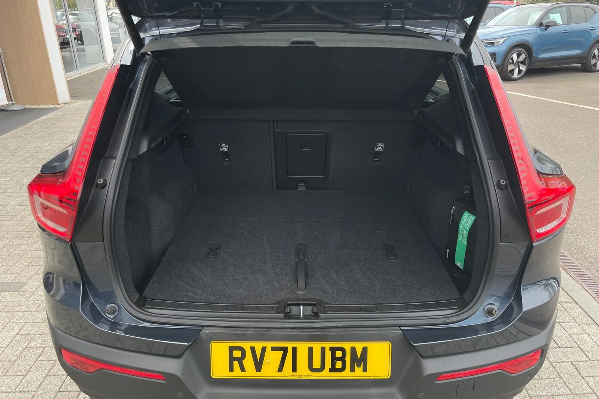 Volvo XC40 thumbnail image number 19