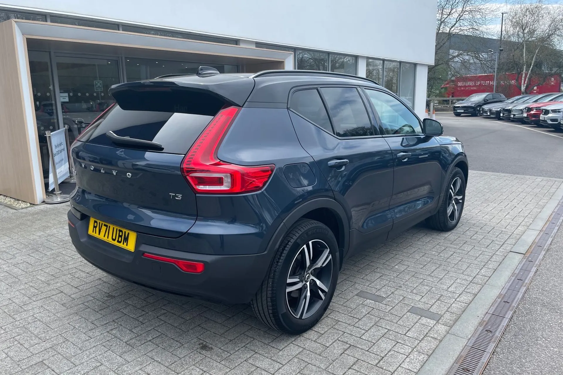 Volvo XC40 thumbnail image number 7