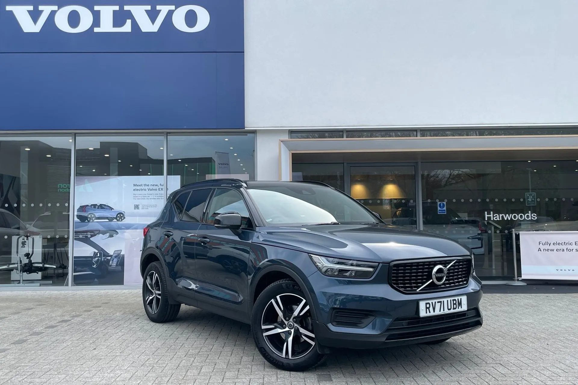 Volvo XC40 focused image