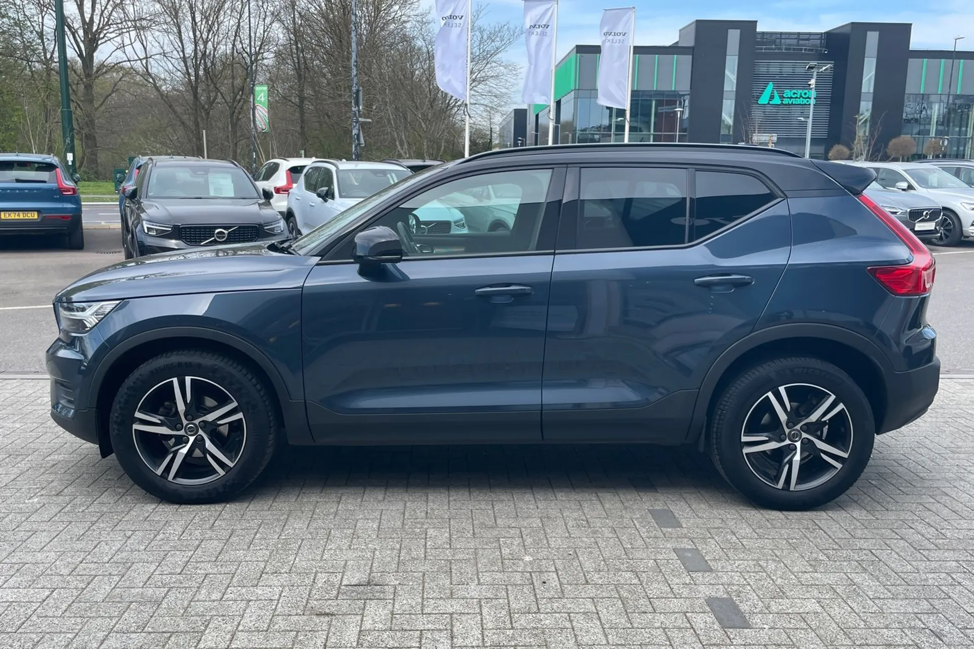 Volvo XC40 thumbnail image number 10