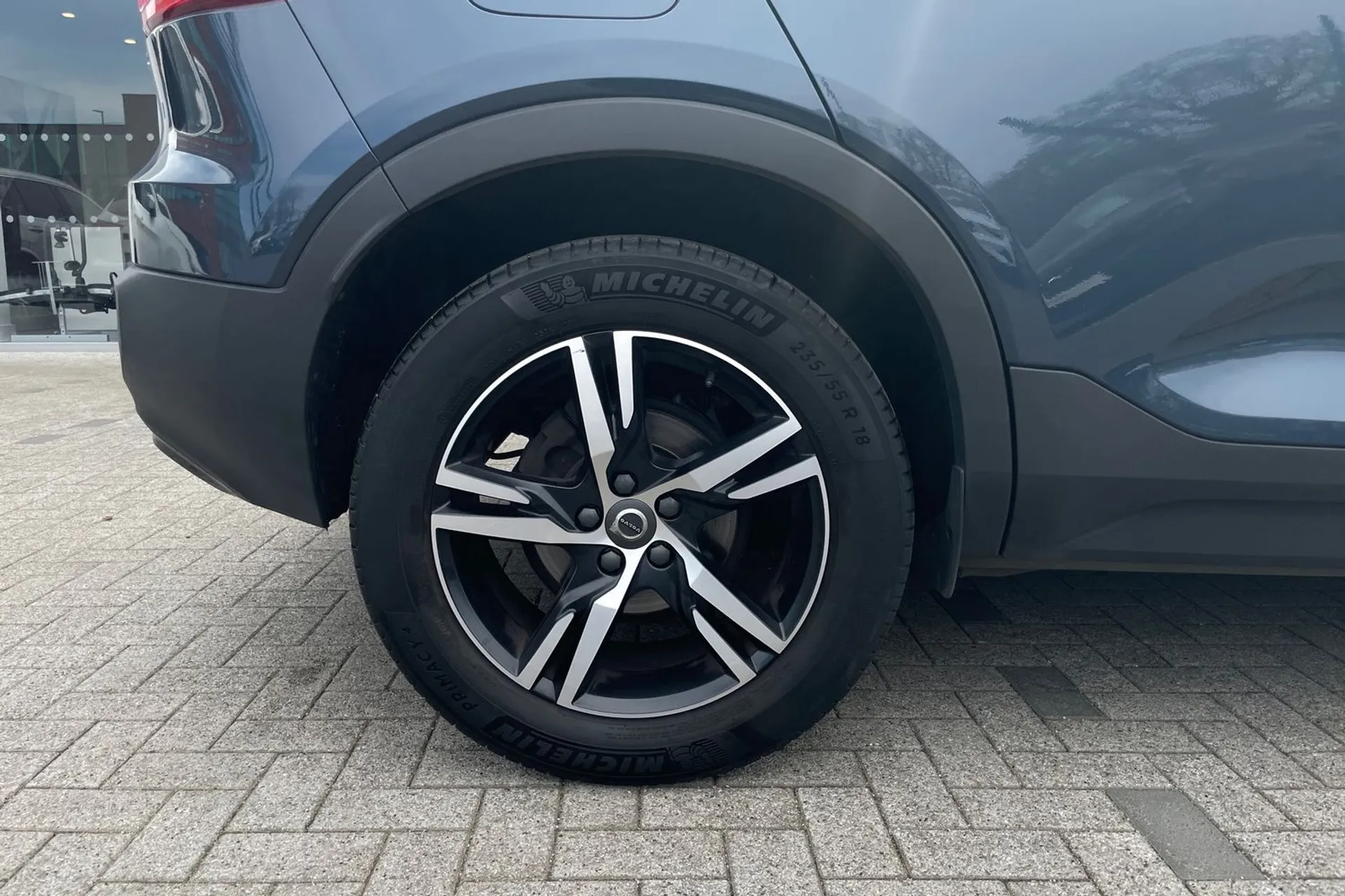 Volvo XC40 thumbnail image number 13