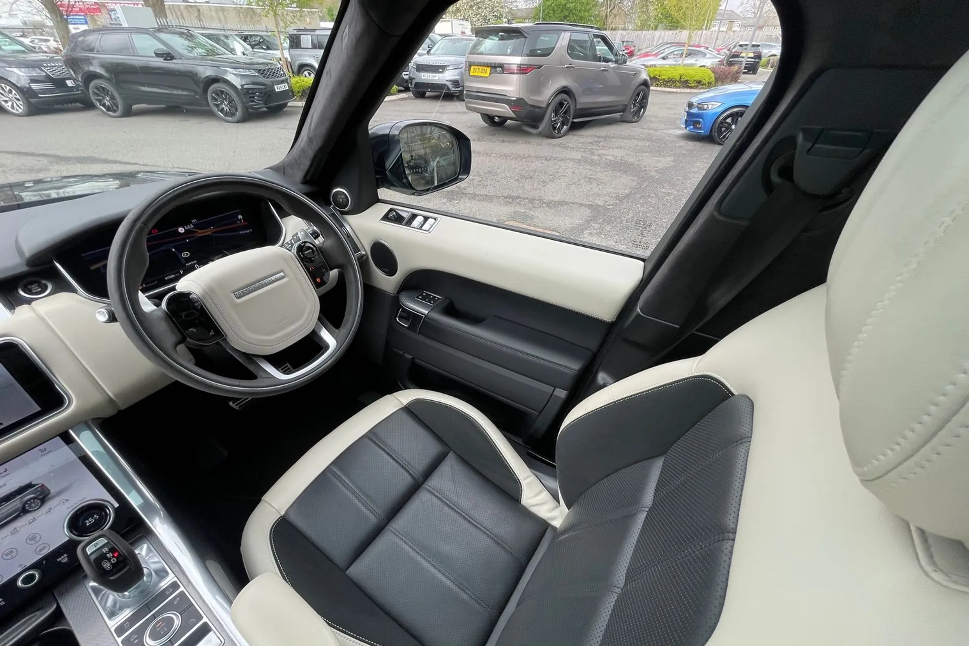 LAND ROVER RANGE ROVER SPORT thumbnail image number 14