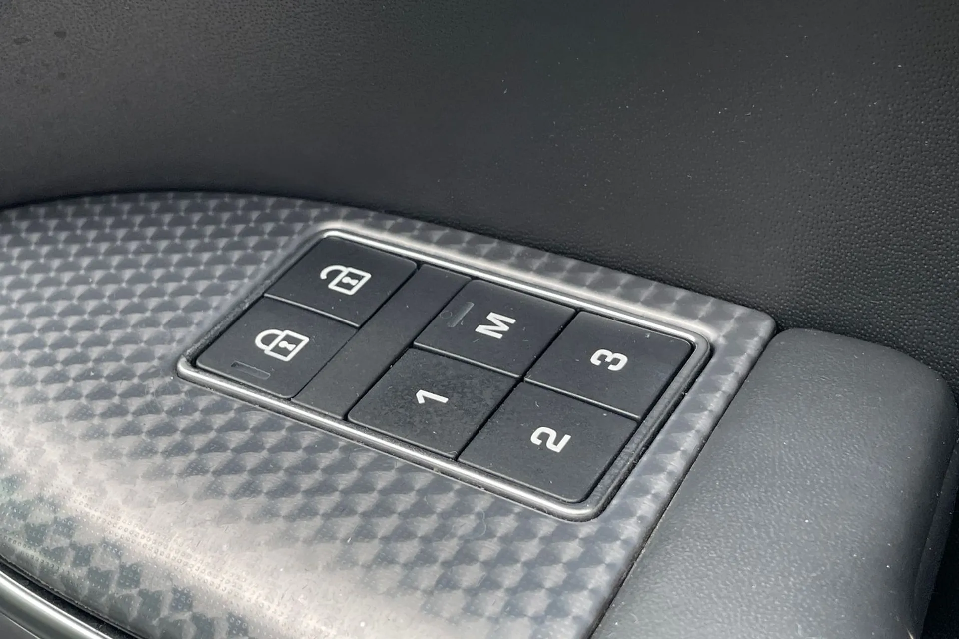 LAND ROVER RANGE ROVER SPORT thumbnail image number 56