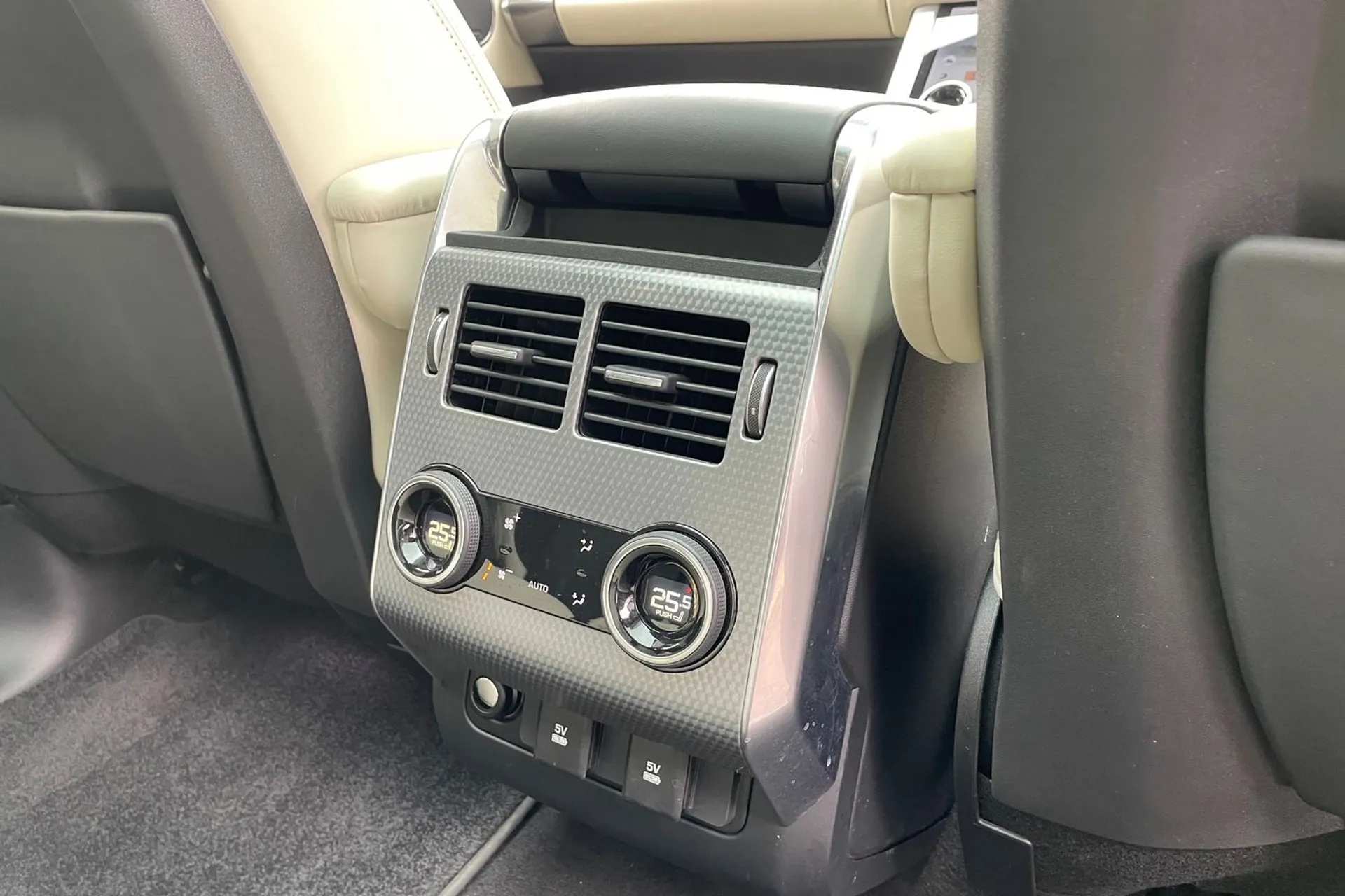 LAND ROVER RANGE ROVER SPORT thumbnail image number 35