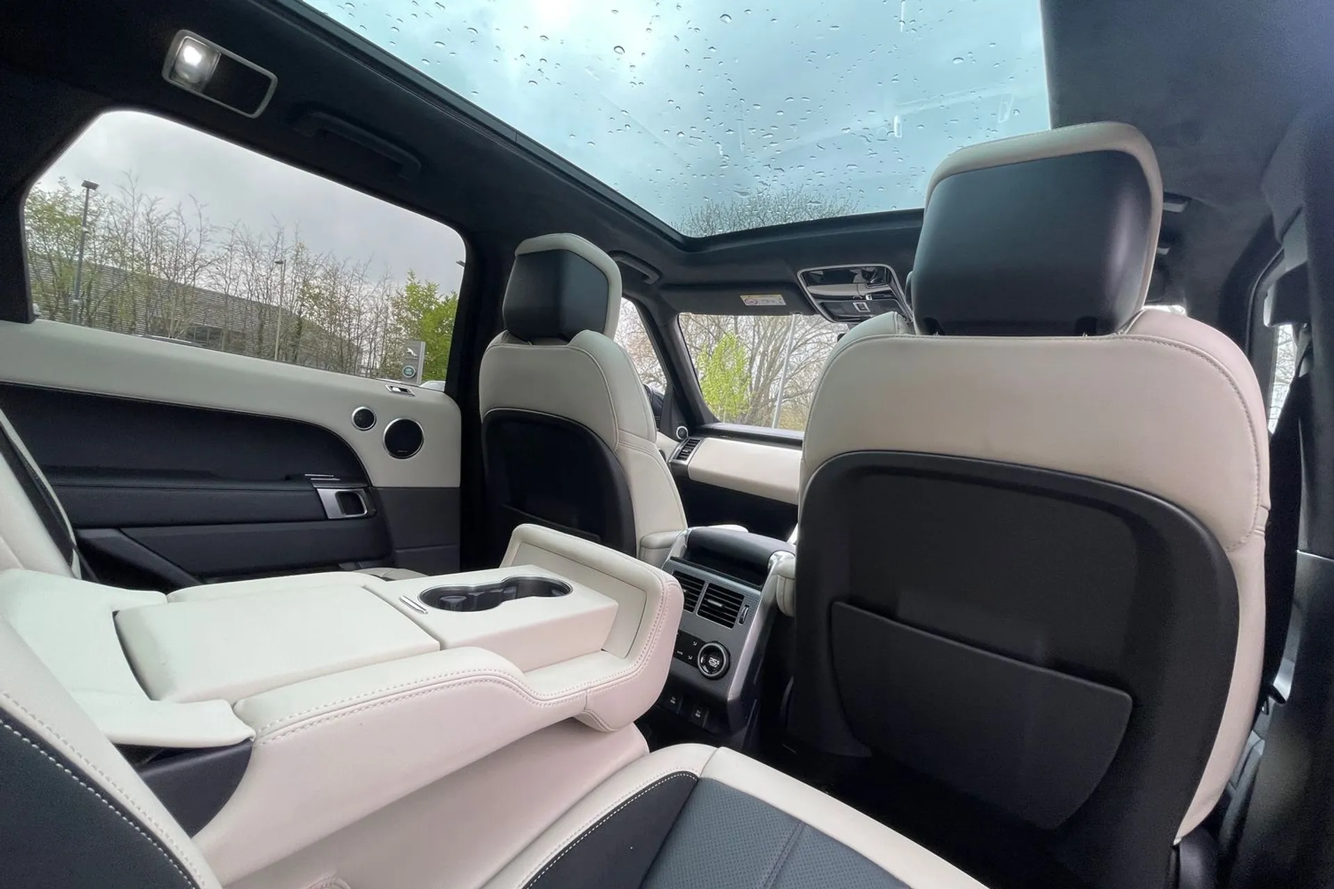 LAND ROVER RANGE ROVER SPORT thumbnail image number 46