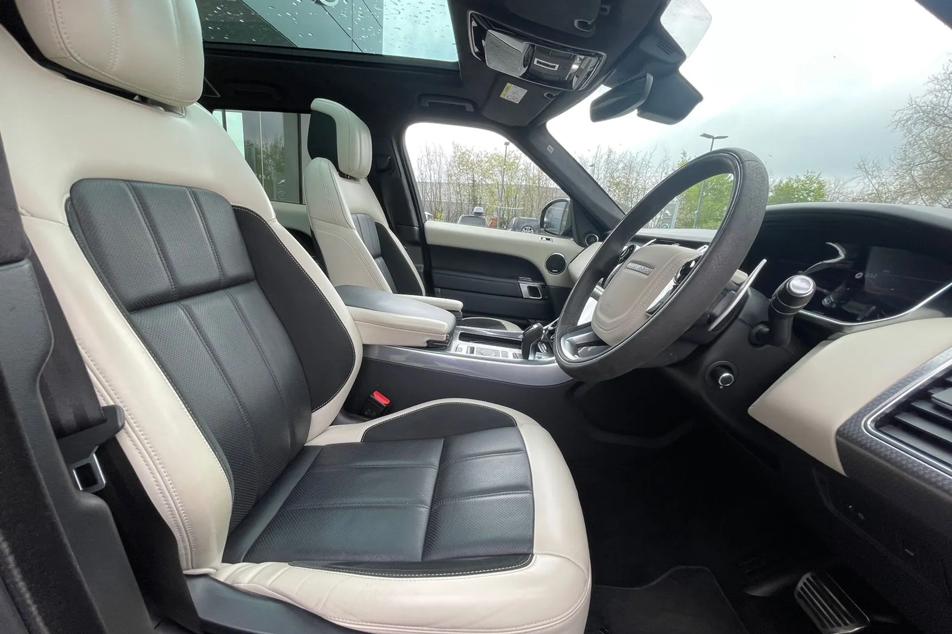 LAND ROVER RANGE ROVER SPORT thumbnail image number 9