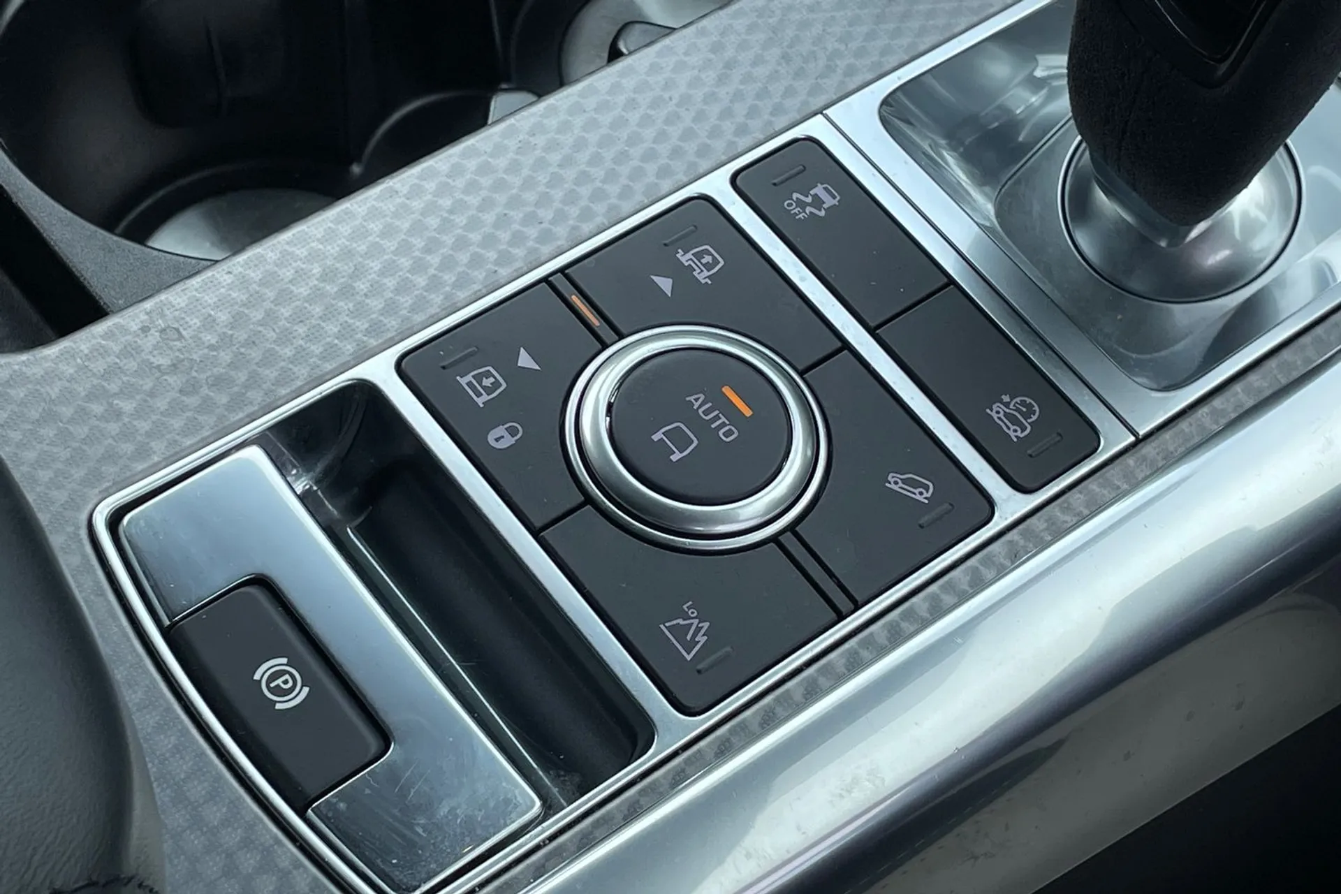 LAND ROVER RANGE ROVER SPORT thumbnail image number 21