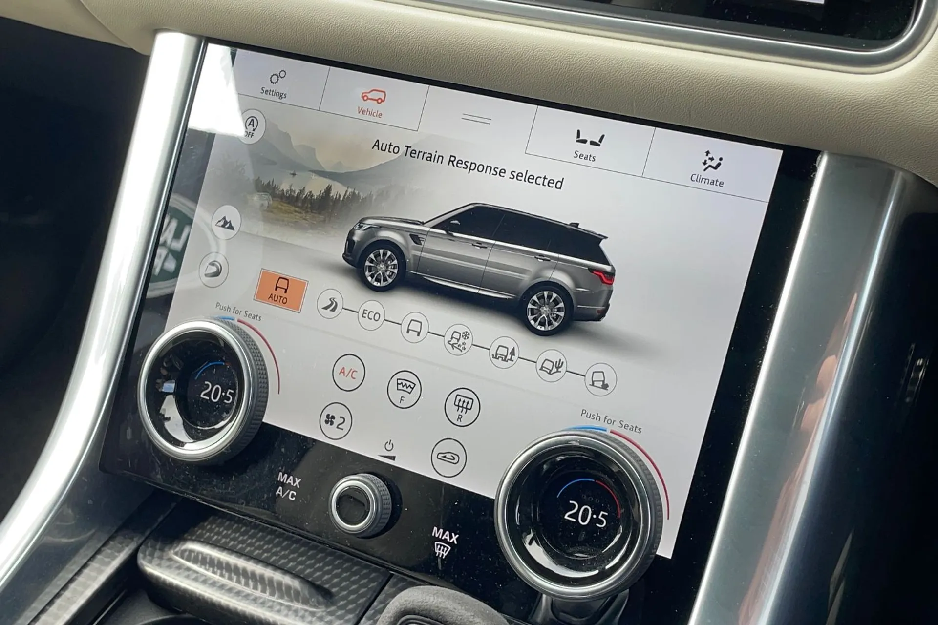 LAND ROVER RANGE ROVER SPORT thumbnail image number 22