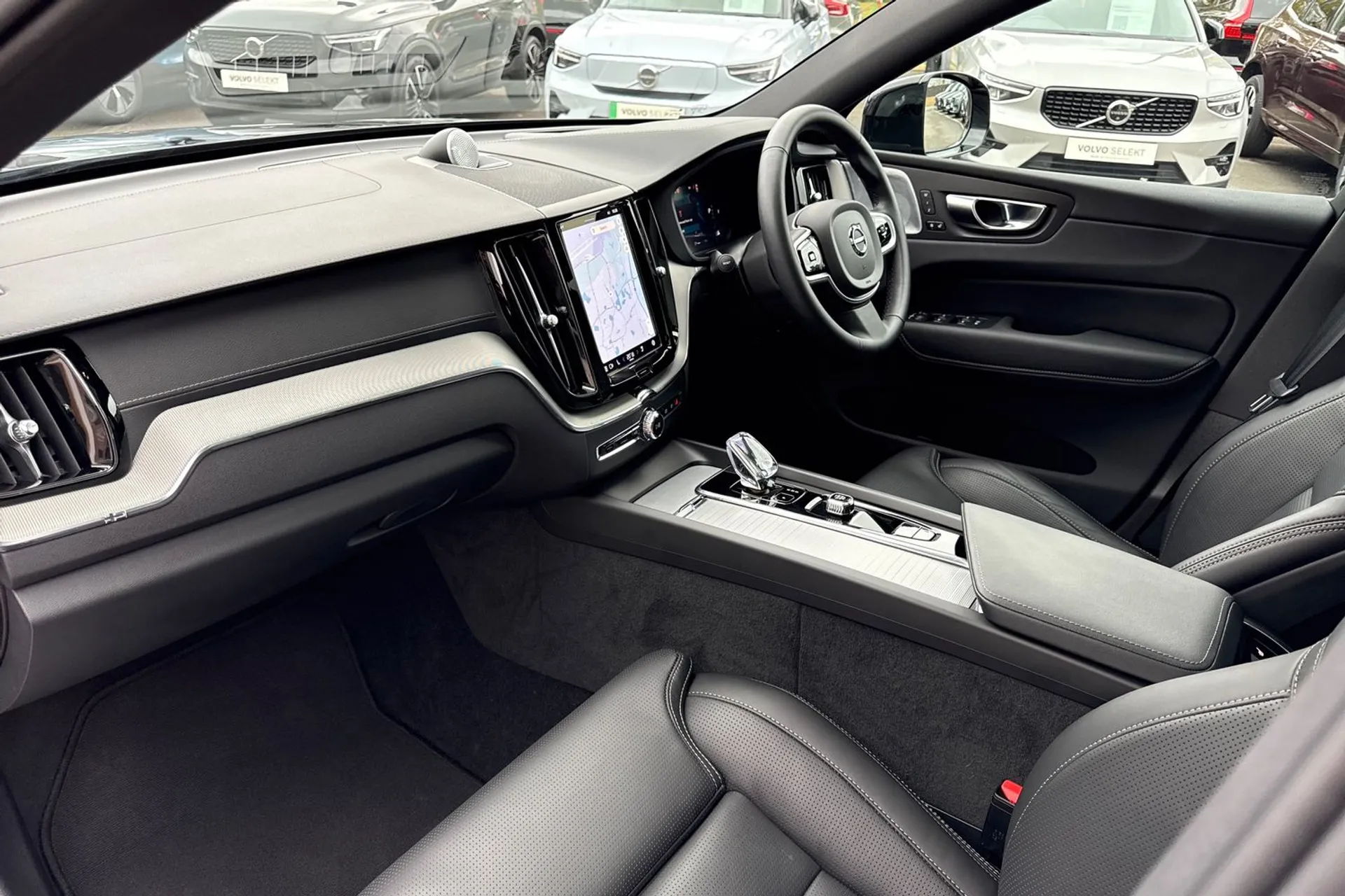 Volvo XC60 thumbnail image number 27