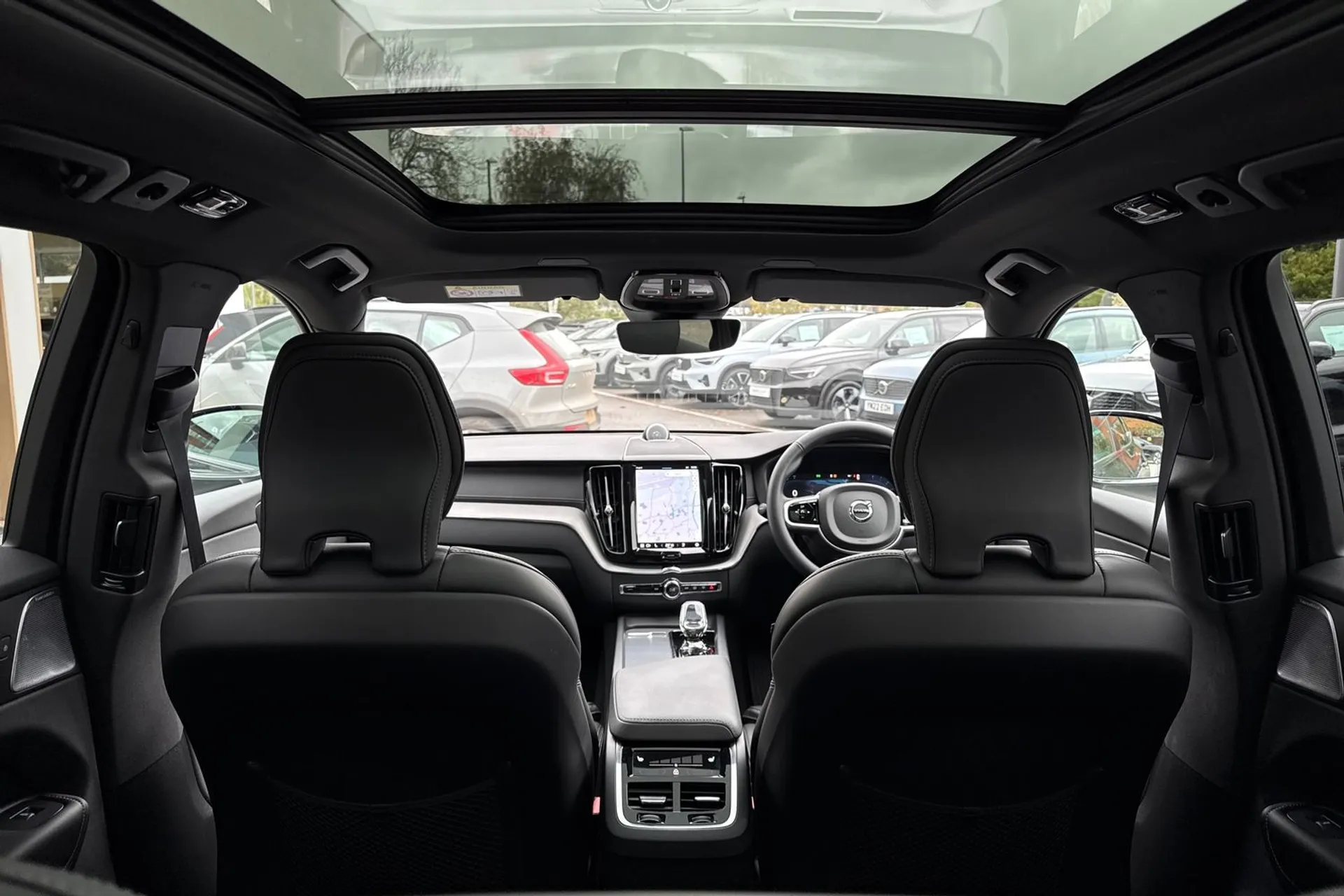 Volvo XC60 thumbnail image number 22