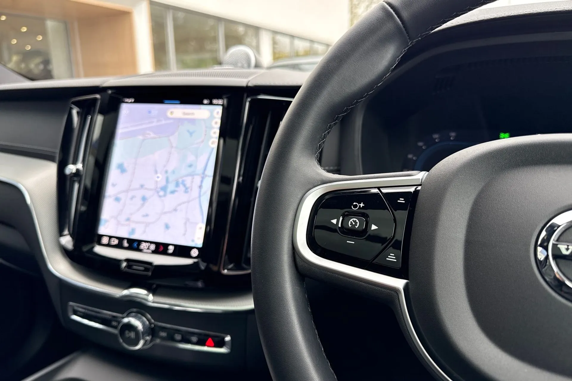 Volvo XC60 thumbnail image number 37