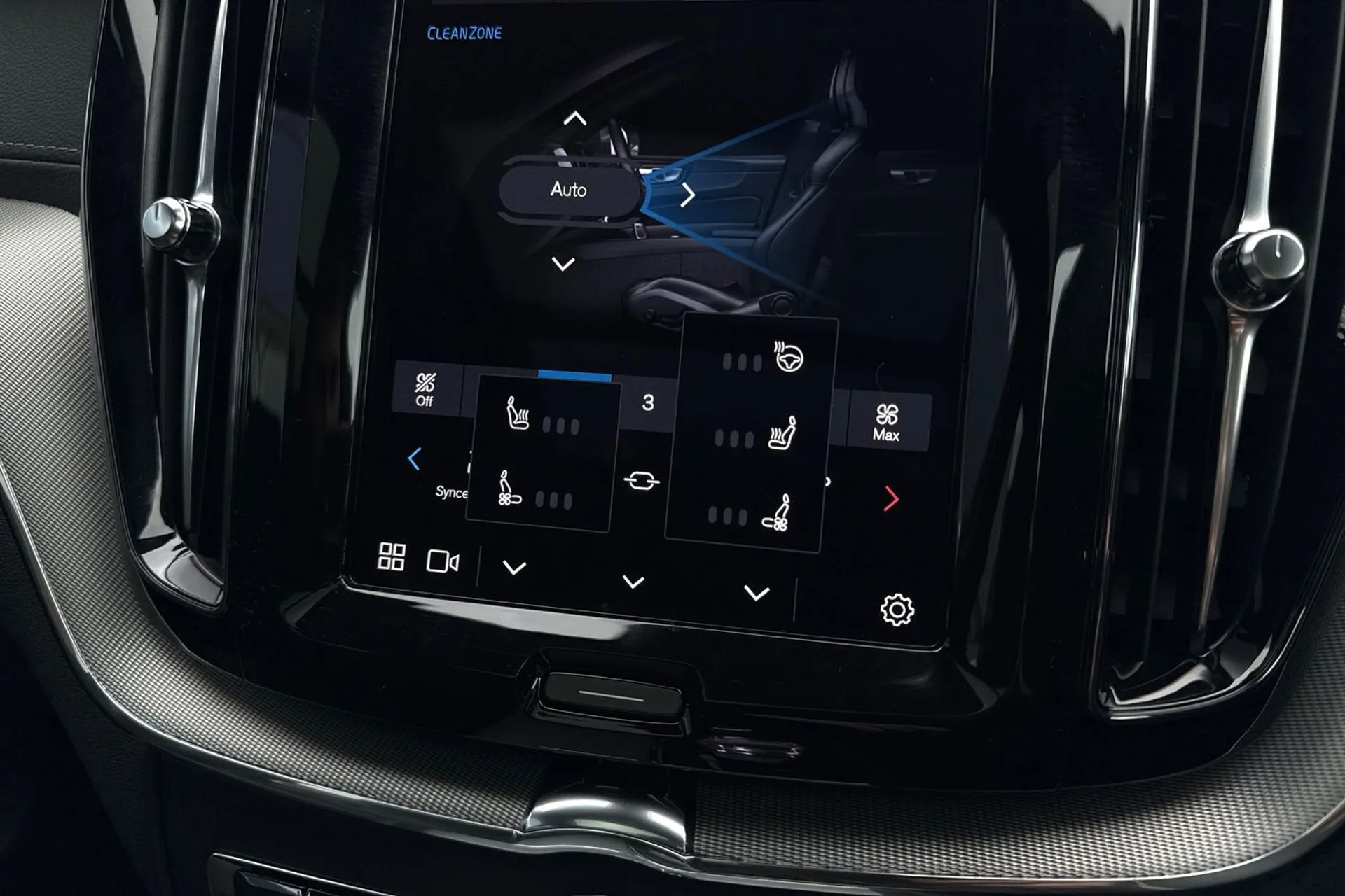 Volvo XC60 thumbnail image number 41