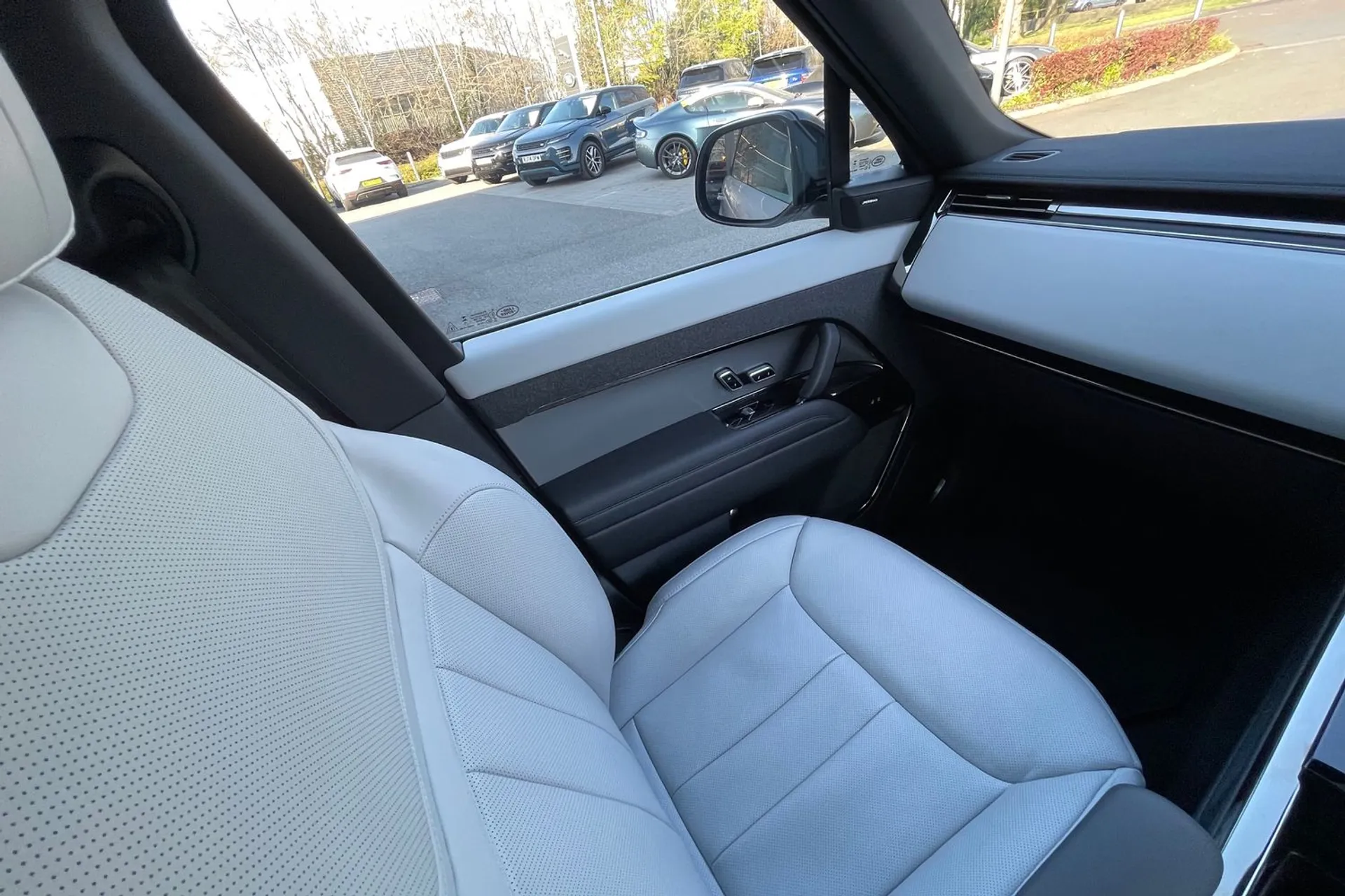 LAND ROVER RANGE ROVER SPORT thumbnail image number 13