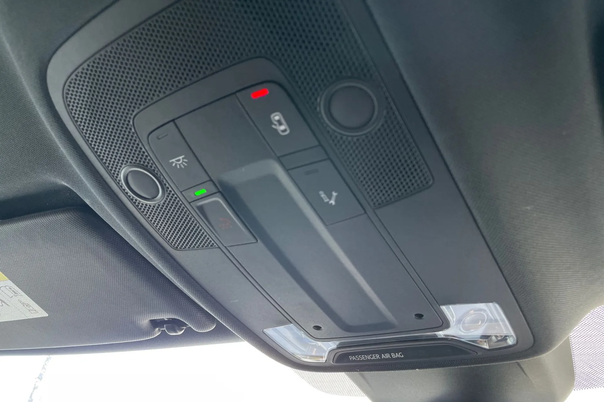 Audi Q3 thumbnail image number 43