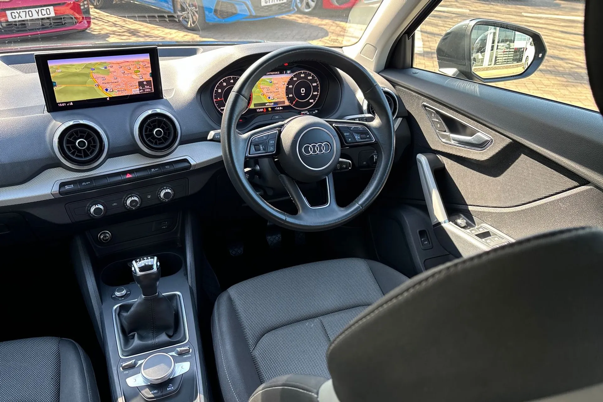 Audi Q2 thumbnail image number 33