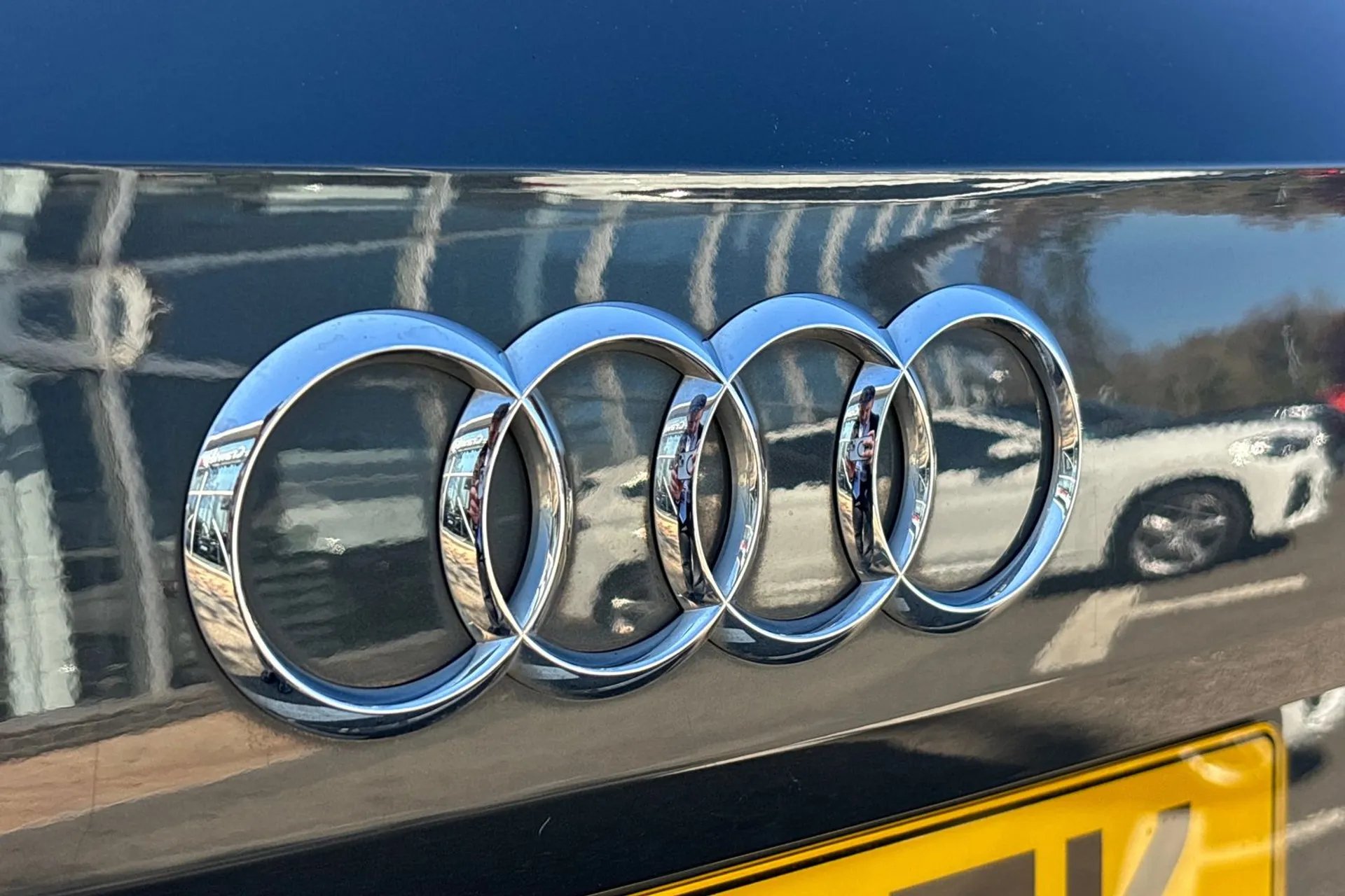 Audi Q2 thumbnail image number 30