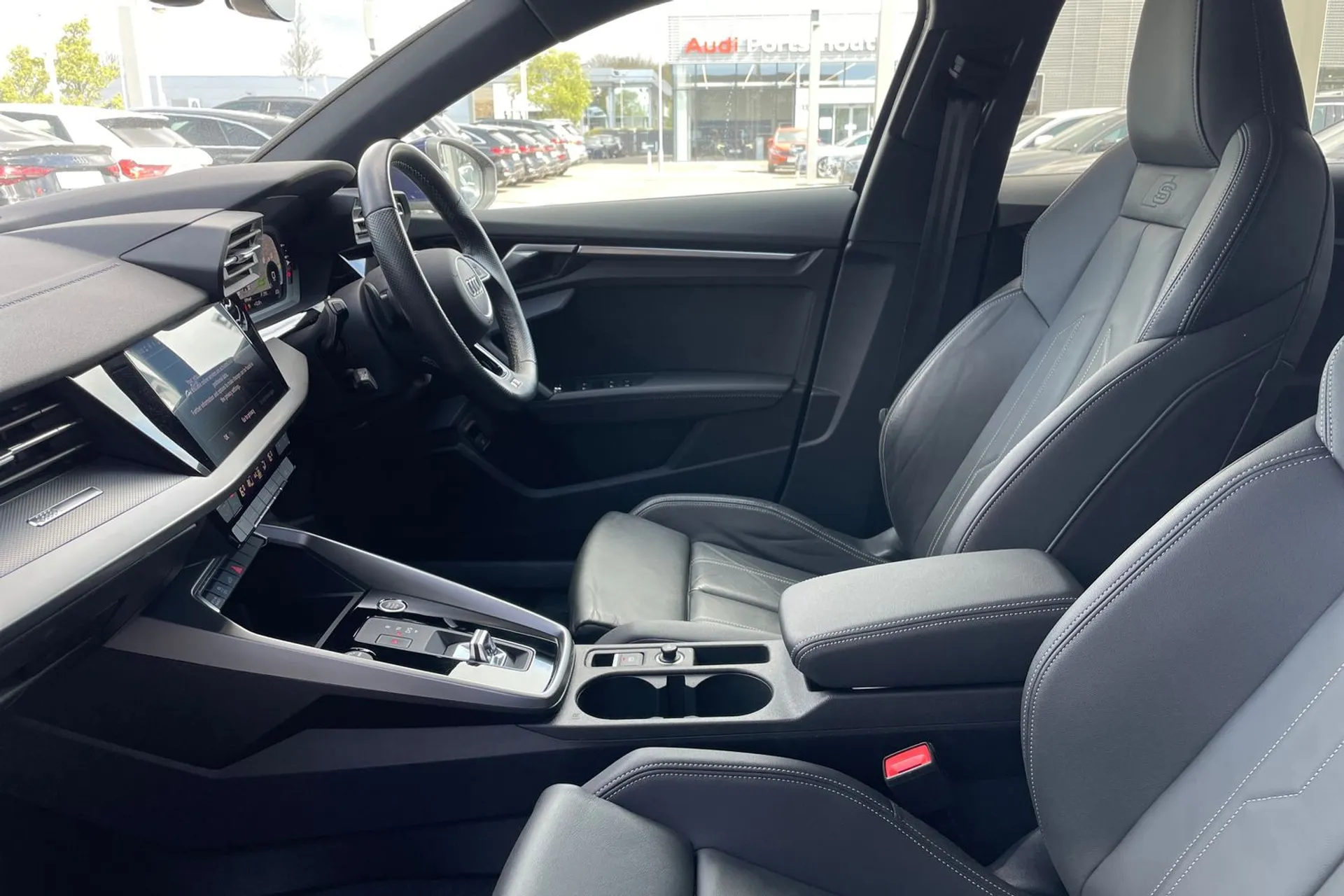 Audi A3 thumbnail image number 33