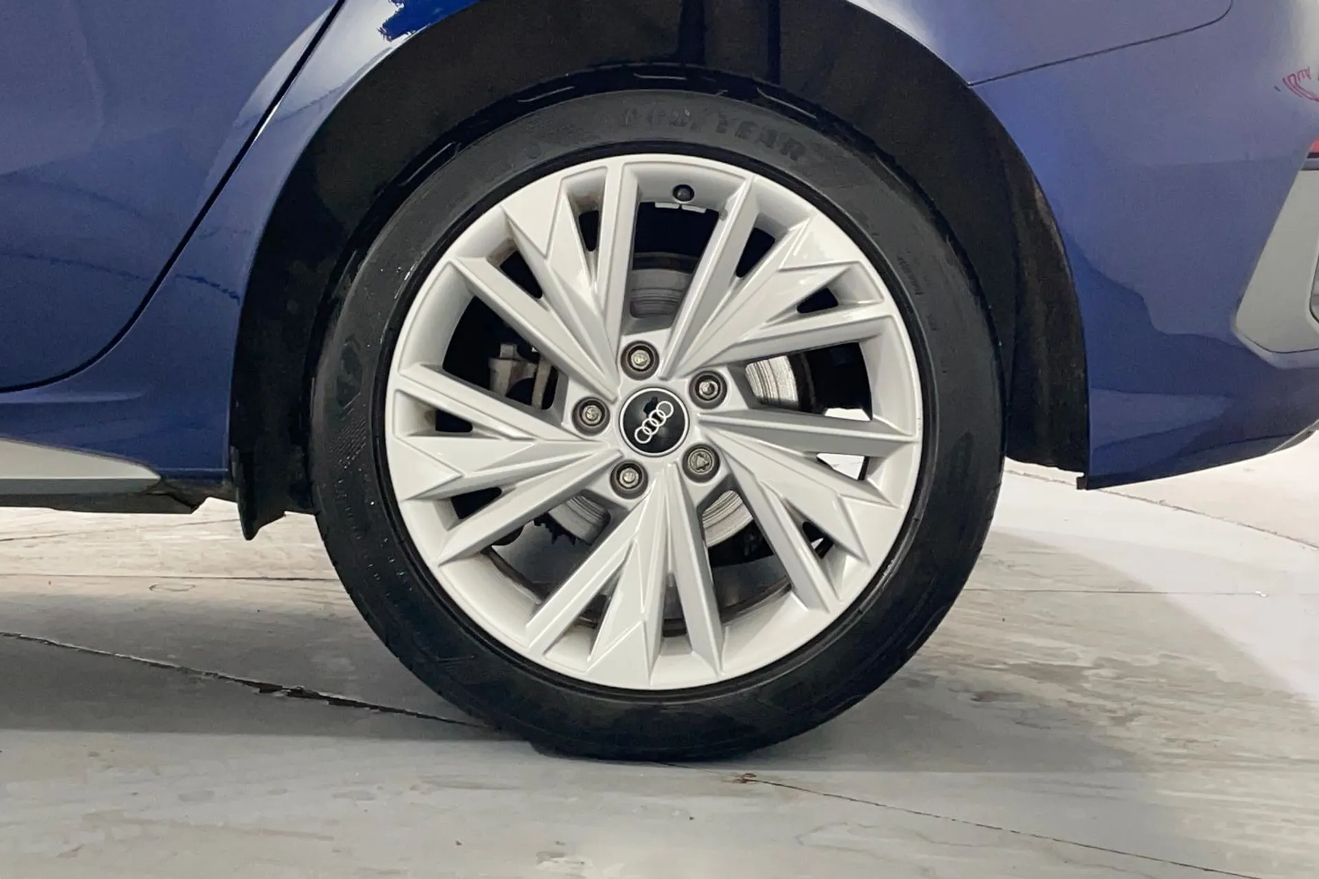 Audi A3 thumbnail image number 12