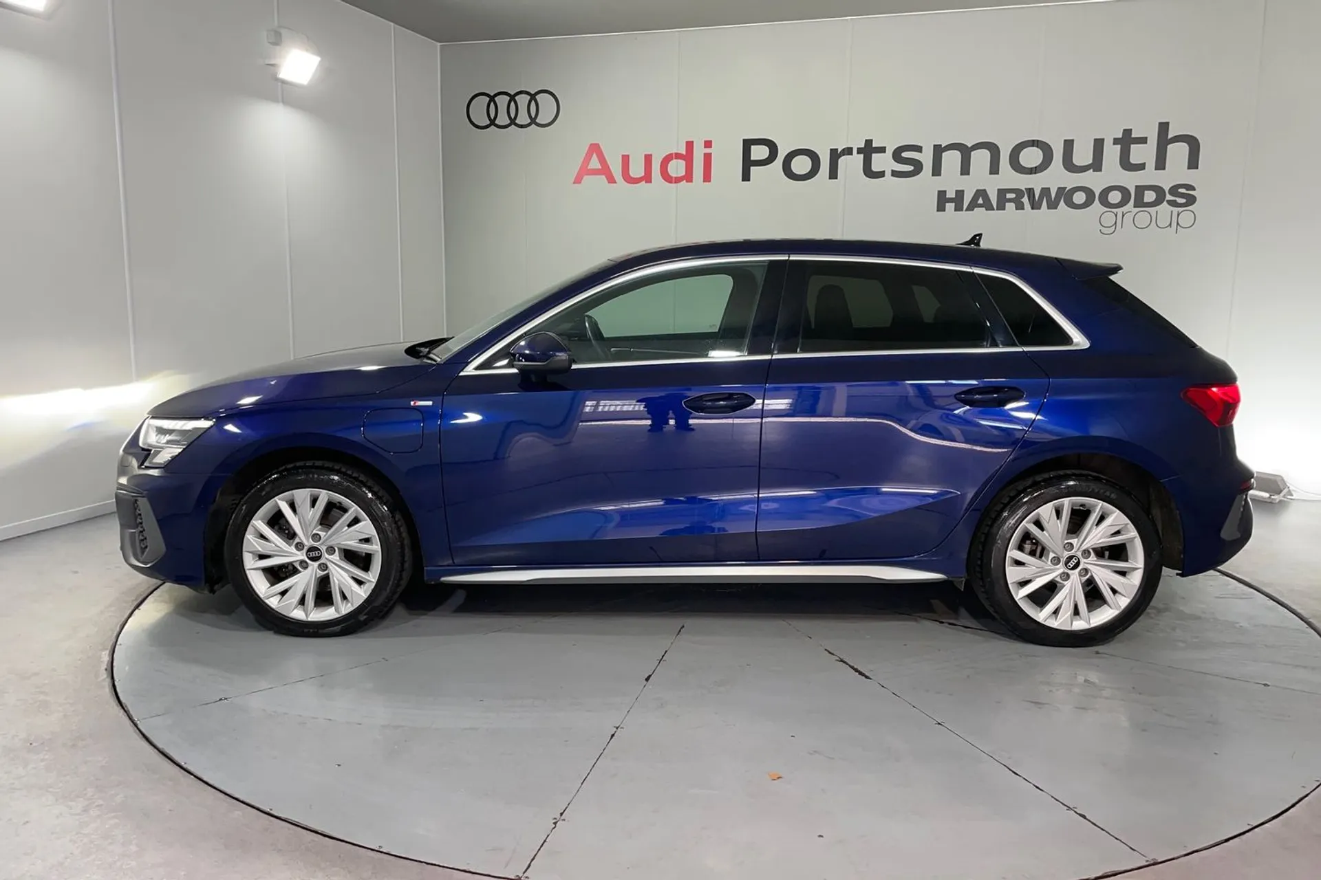 Audi A3 thumbnail image number 11