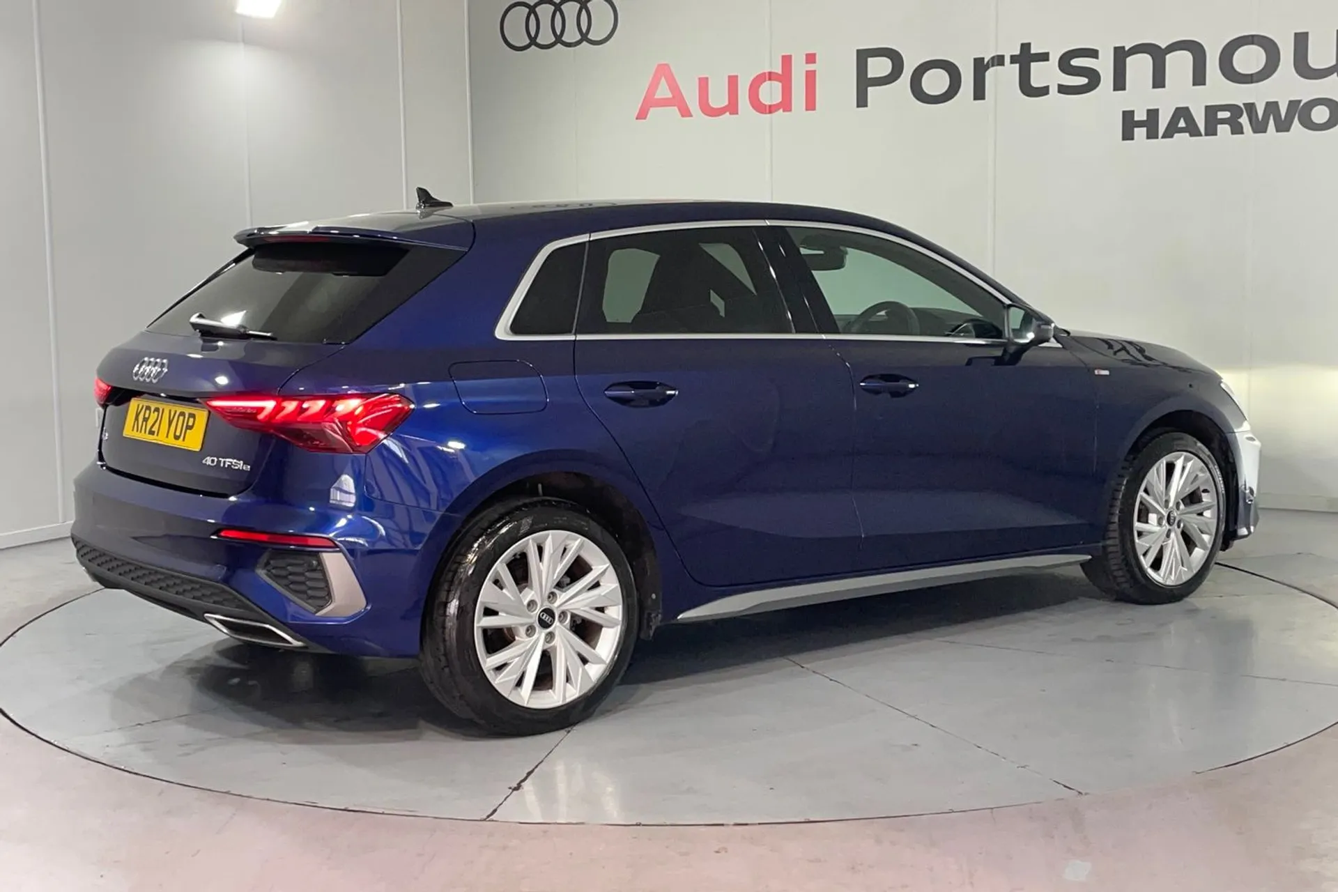 Audi A3 thumbnail image number 10