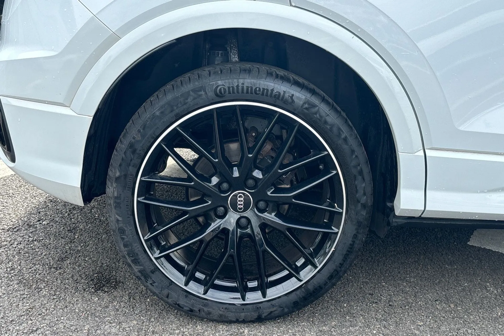 Audi Q2 thumbnail image number 12