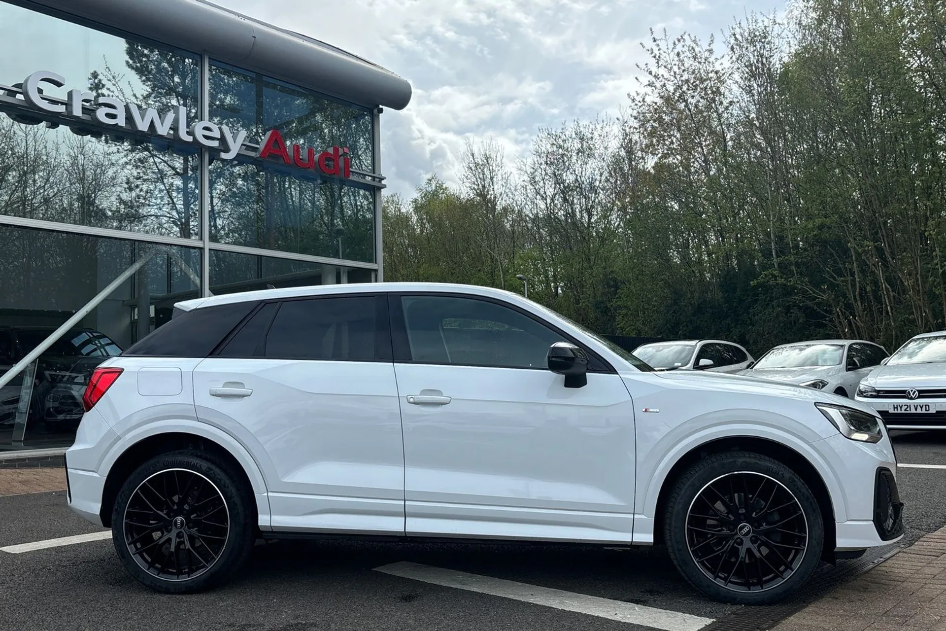 Audi Q2 thumbnail image number 2
