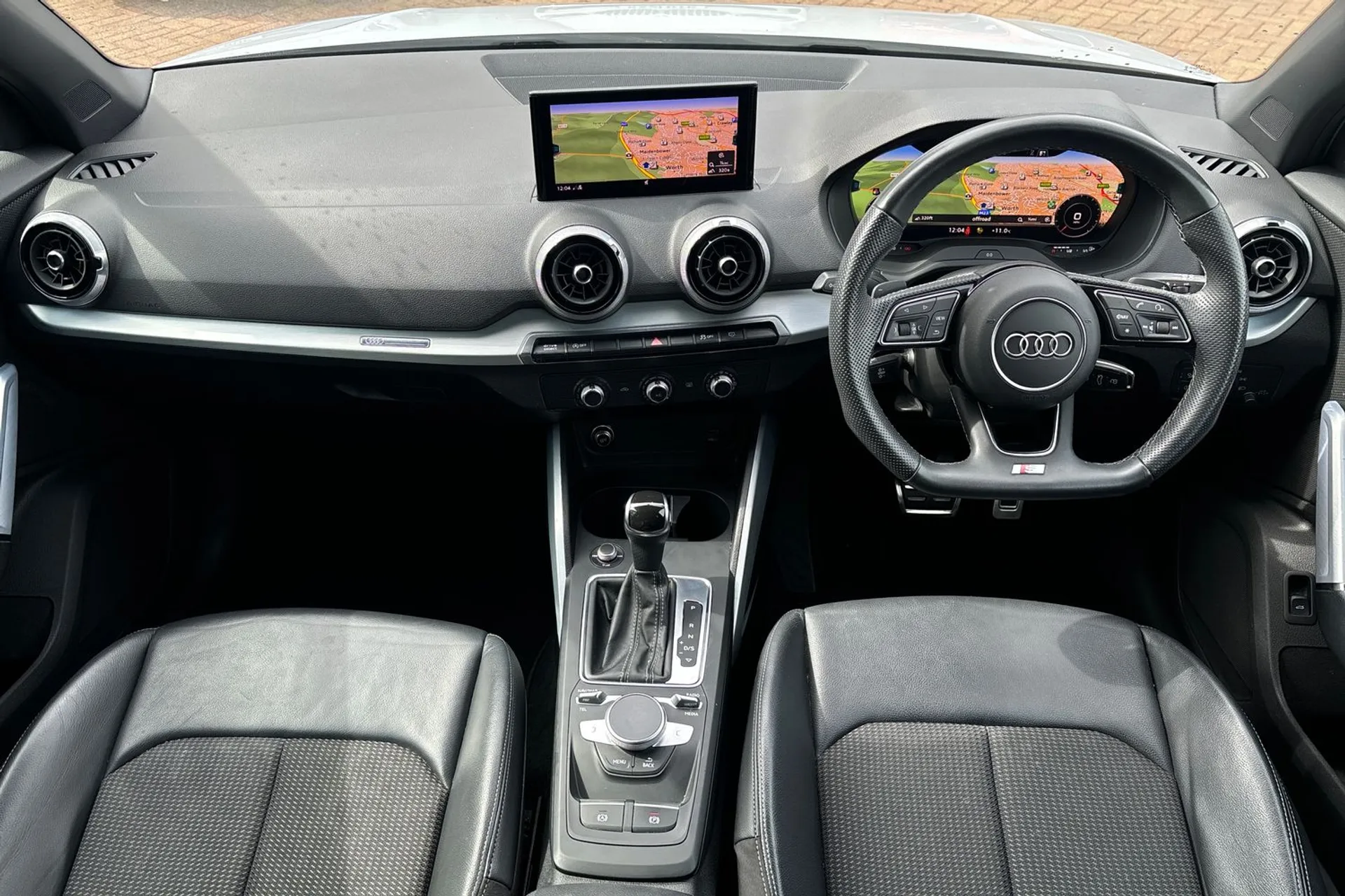 Audi Q2 thumbnail image number 31