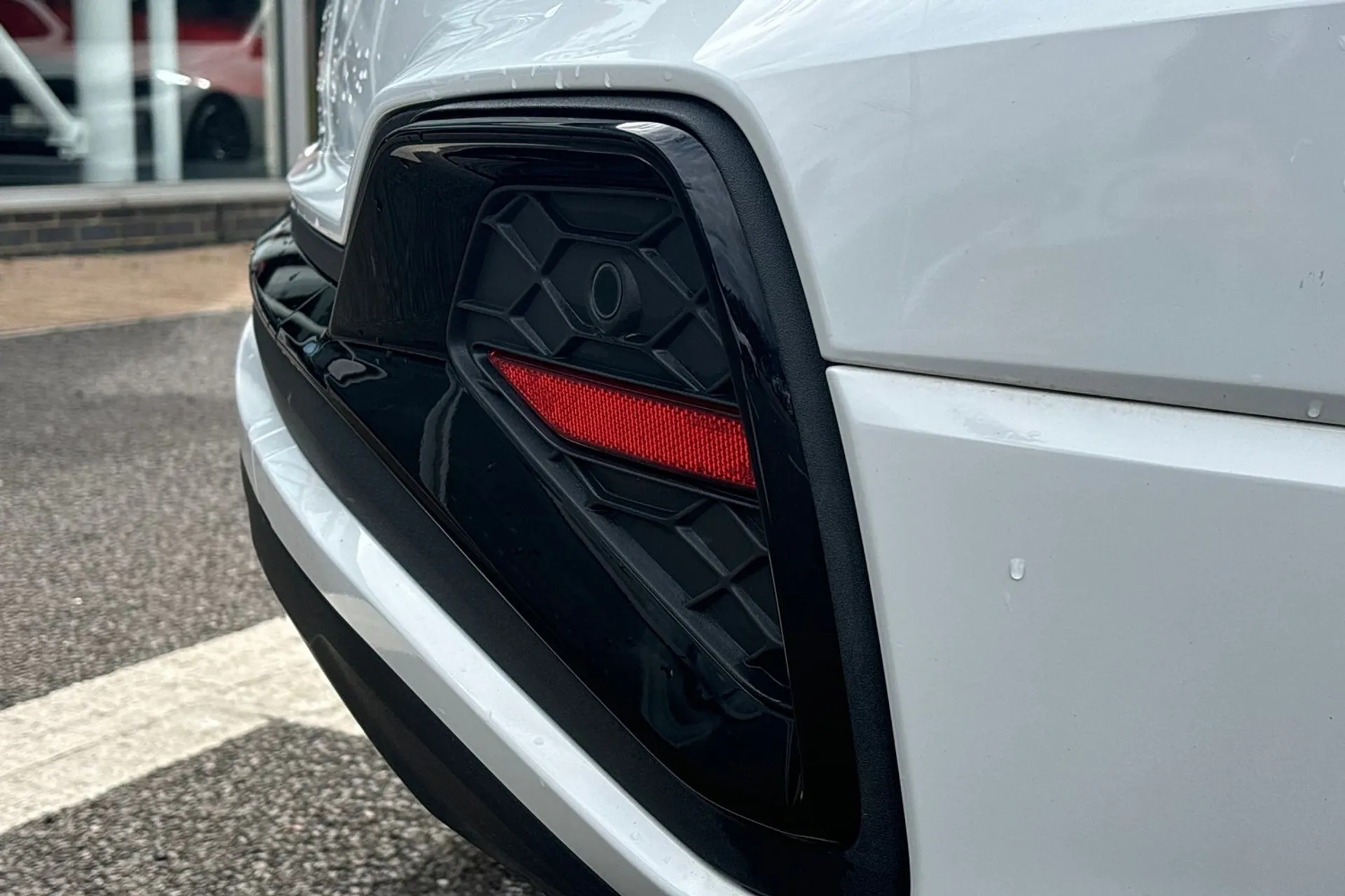 Audi Q2 thumbnail image number 16