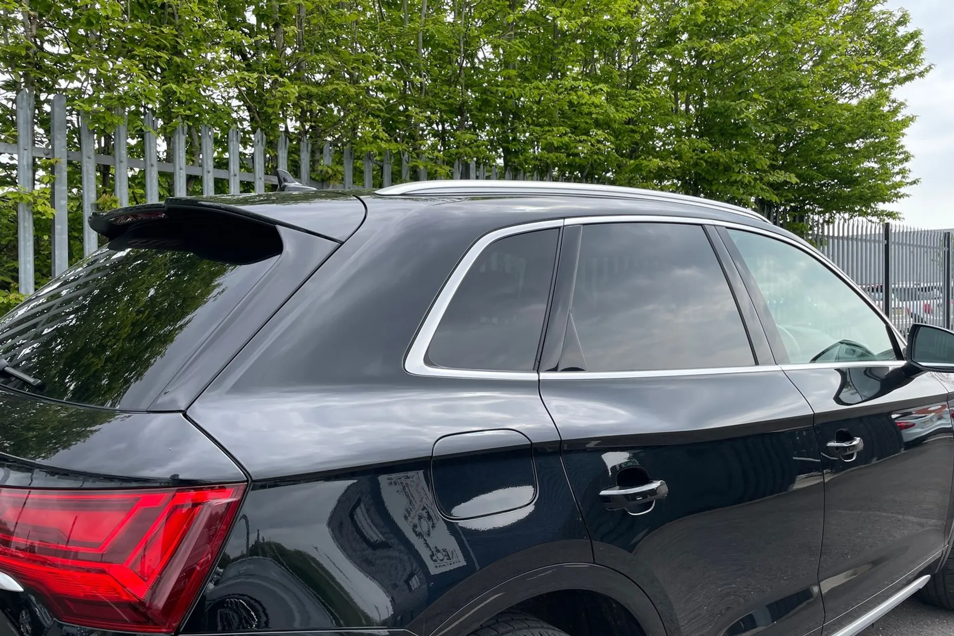 Audi Q5 thumbnail image number 12