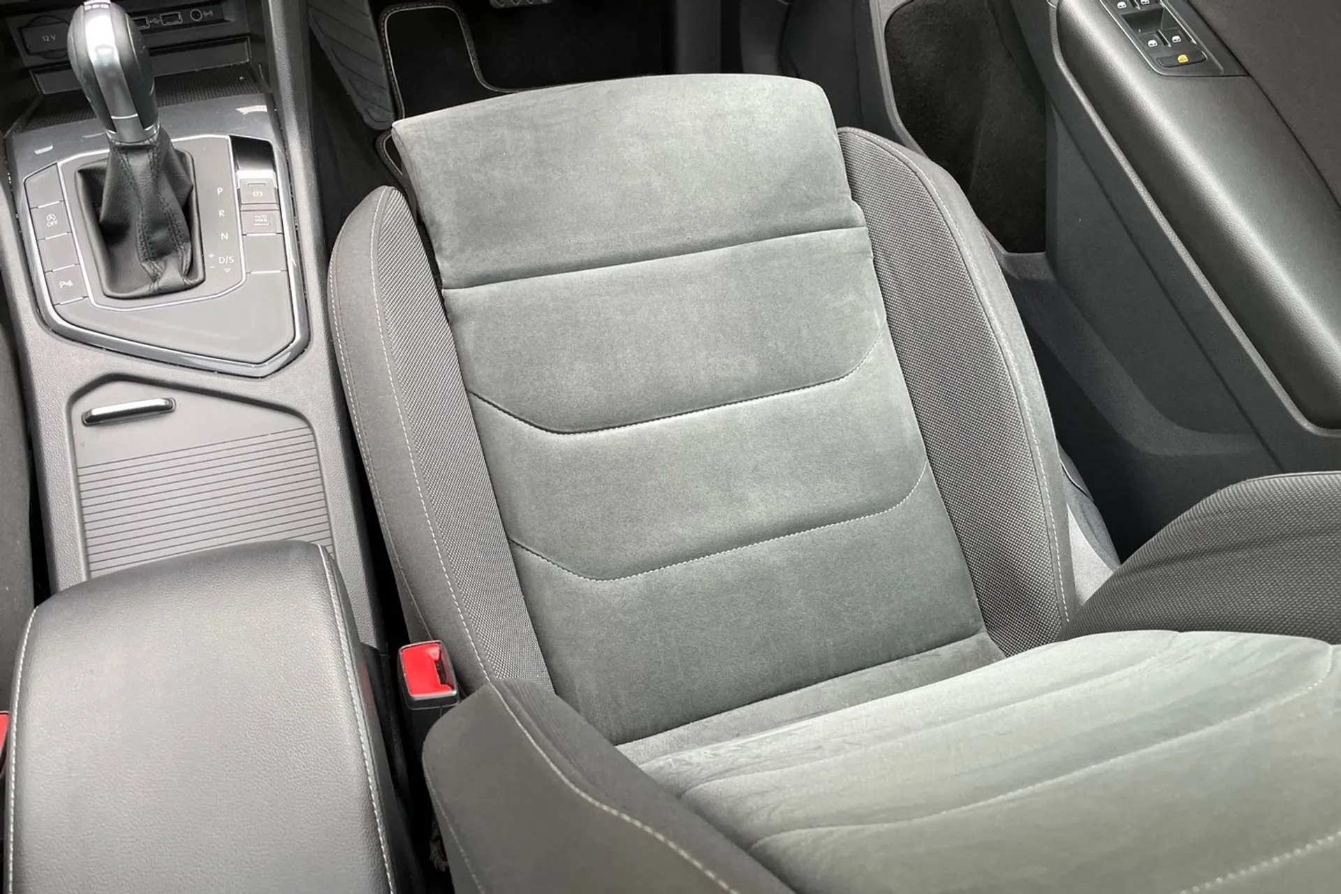 VOLKSWAGEN TIGUAN thumbnail image number 34