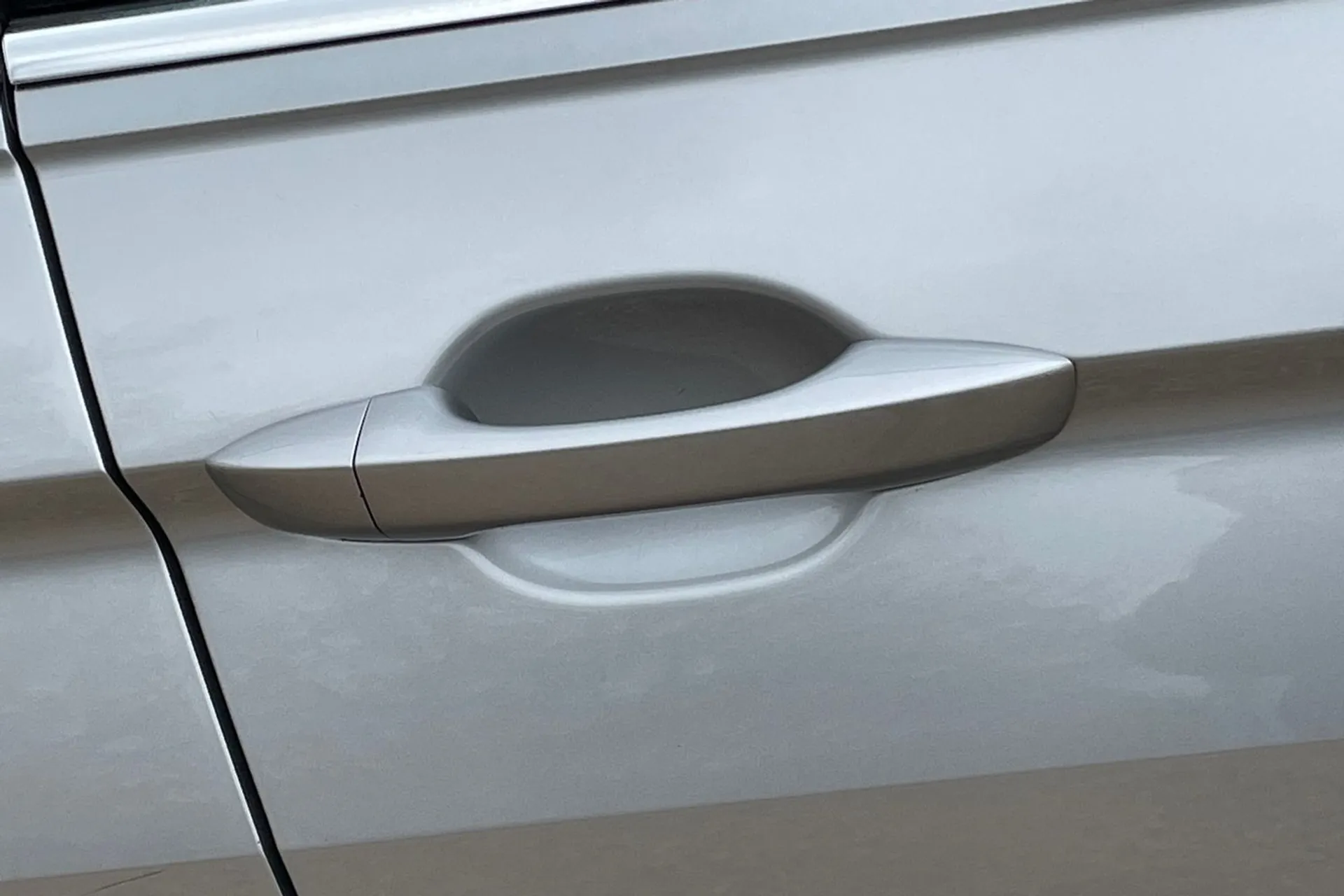 VOLKSWAGEN TIGUAN thumbnail image number 17